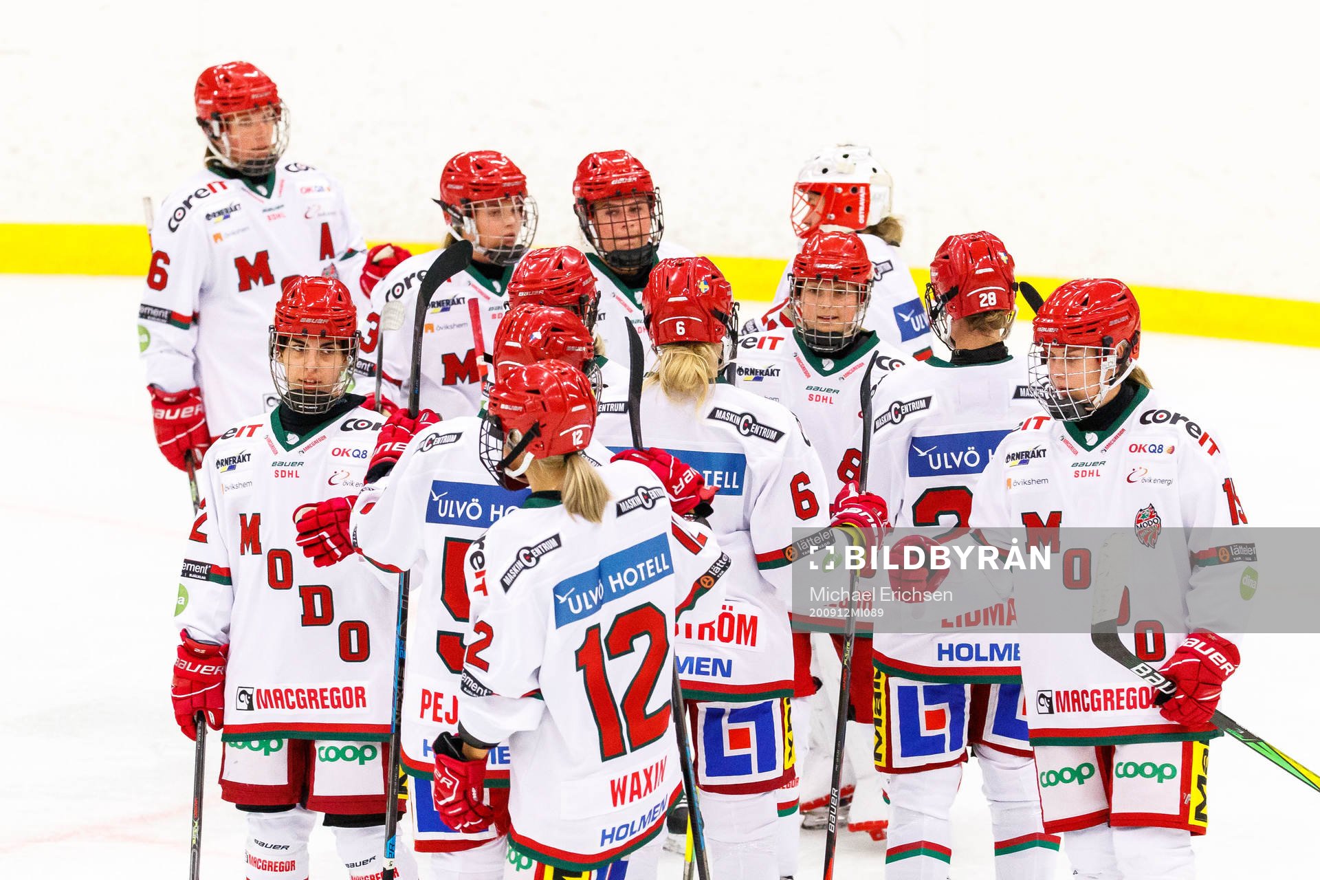 Modos spelare jublar