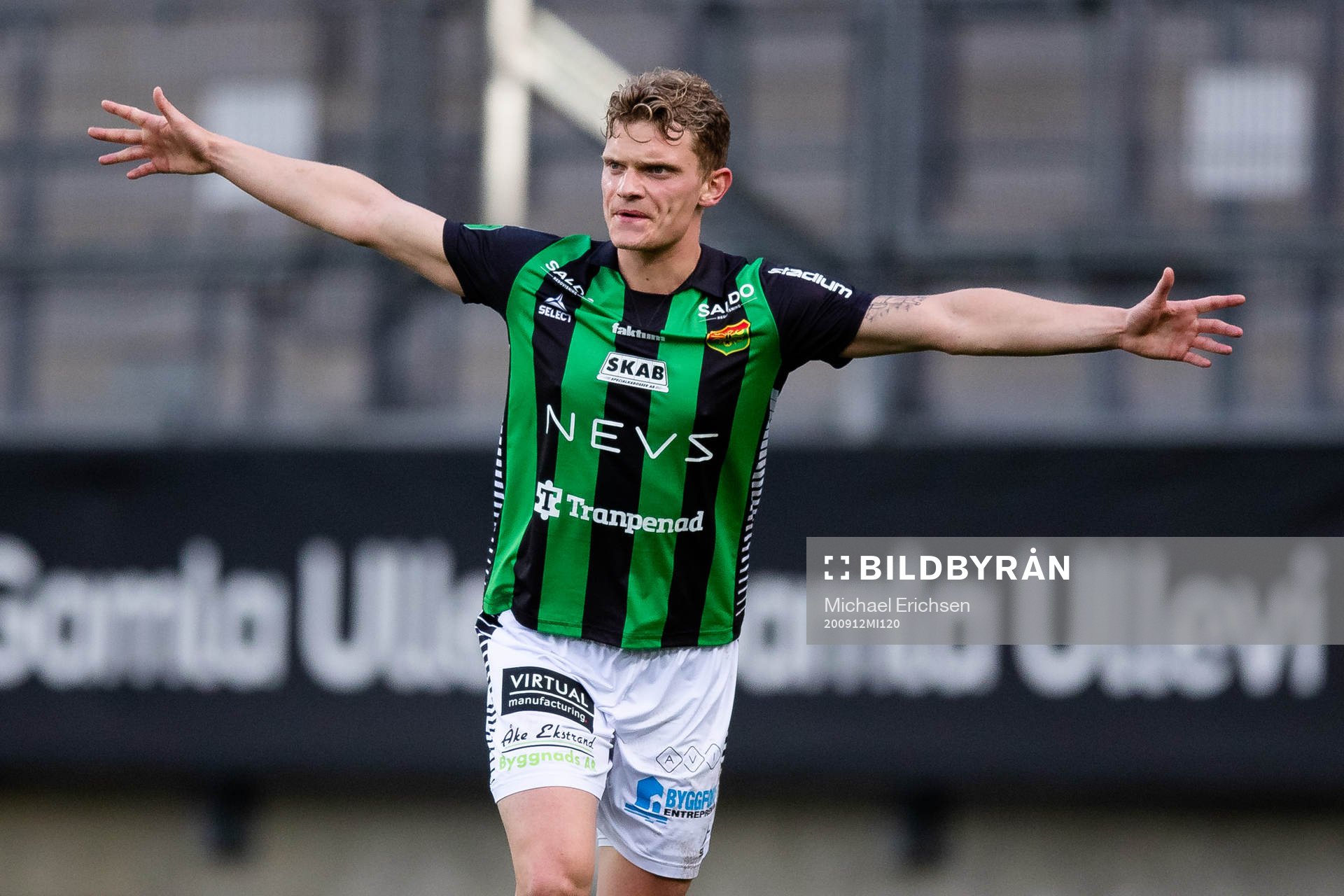 GAIS Meinhard Egilsson Olsen jublar efter att Julius Lindberg gjort 3-1 under fotbollsmatchen i Superettan mellan GAIS och GIF Sundsvall den 12 september 2020 i Göteborg.