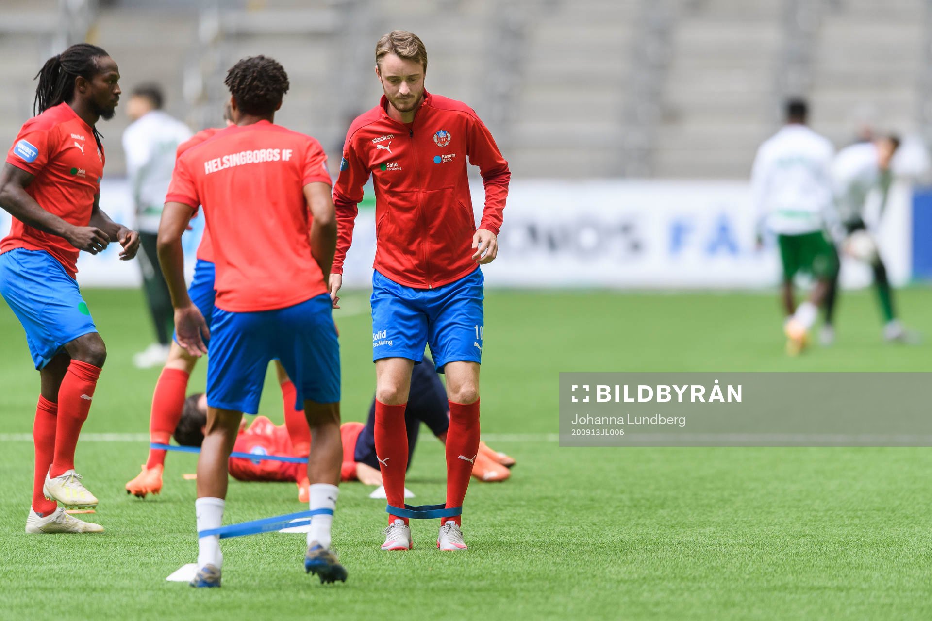 Helsingborgs Rasmus Jönsson värmer upp