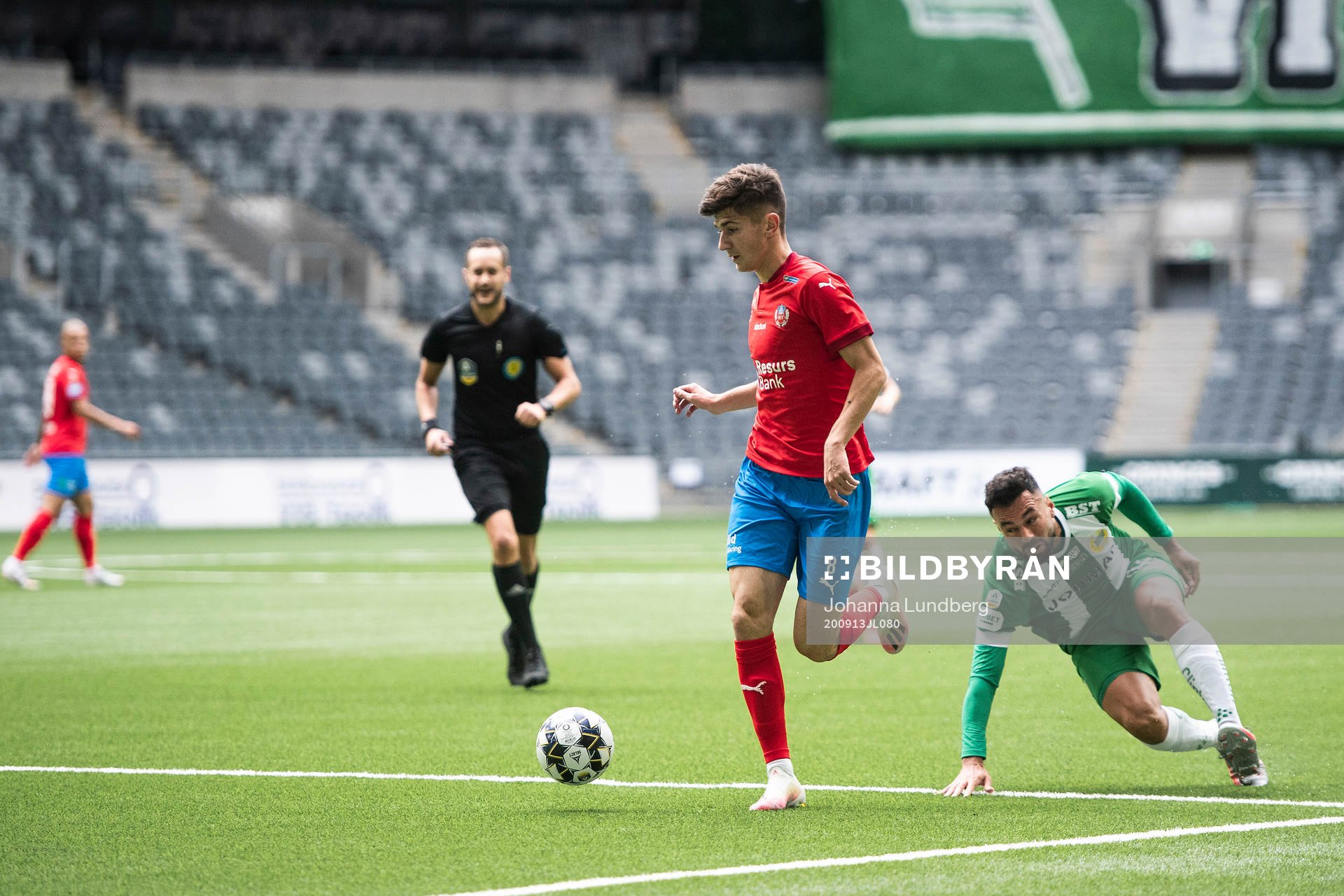 Helsingborgs Armin Gigovic och Hammarbys Imad Khalili