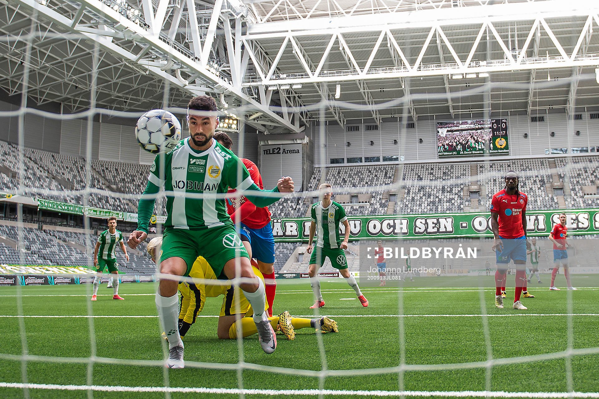 Hammarbys Imad Khalili nickar in 1-0