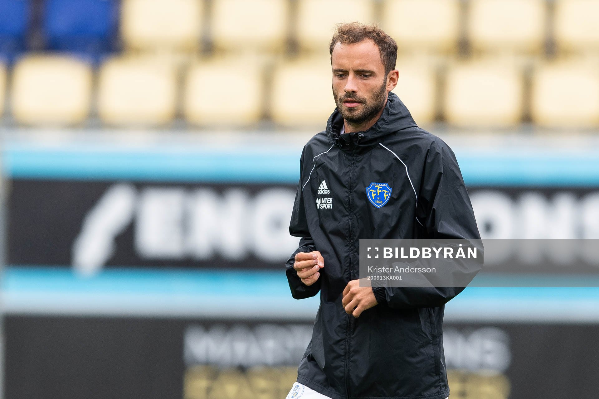 Falkenbergs Grégoire Amiot före fotbollsmatchen i