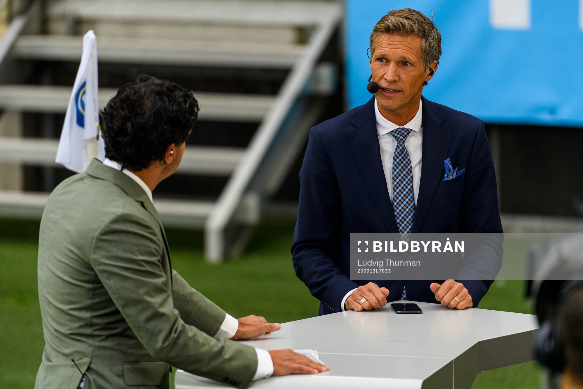 Dplays Jens Fjellström i studion