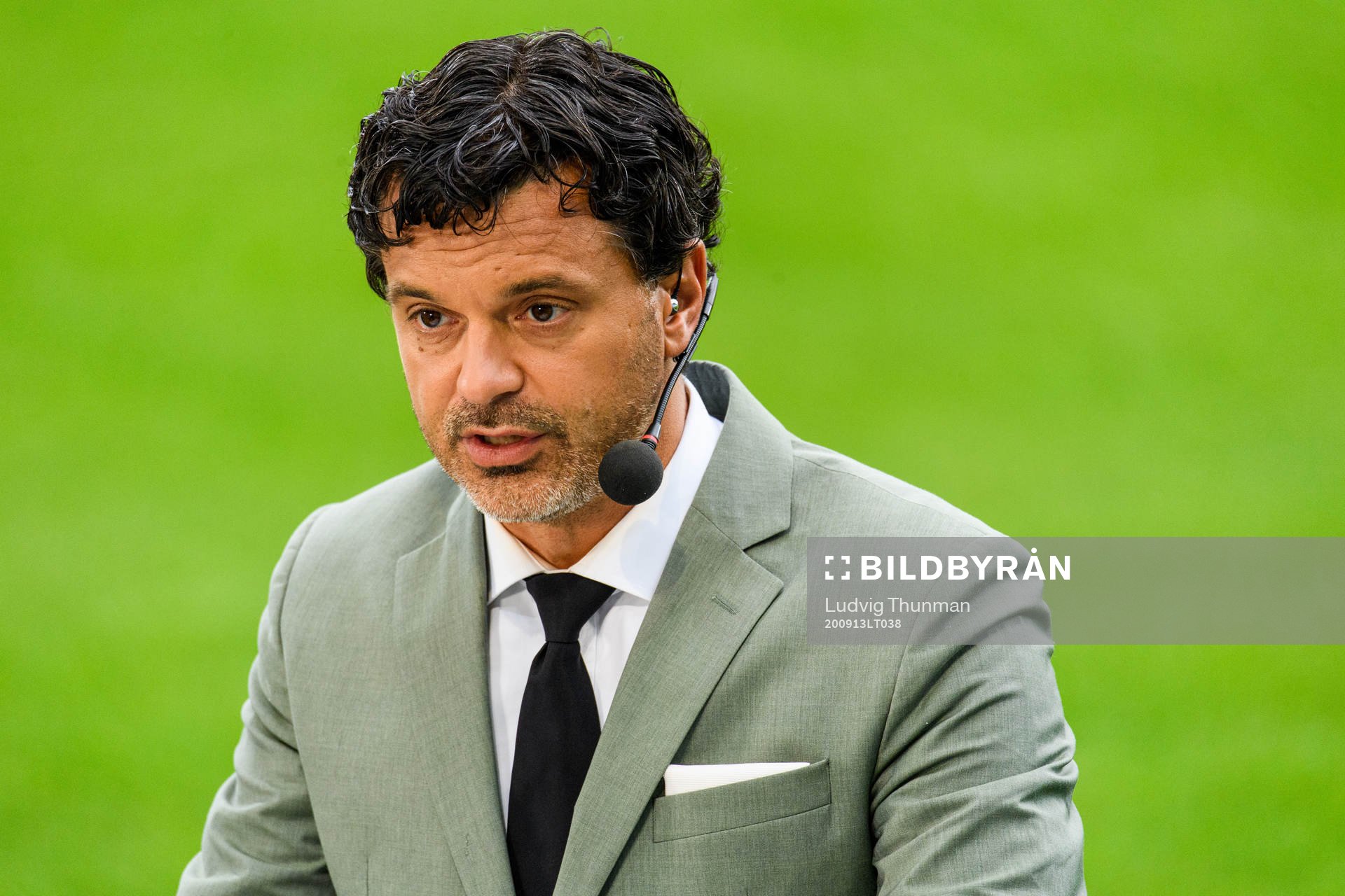 Dplays Tommy Åström i studion inför fotbollsmatchen i Allsvenskan mellan Malmö FF och AIK den 13 september 2020 i Malmö.
