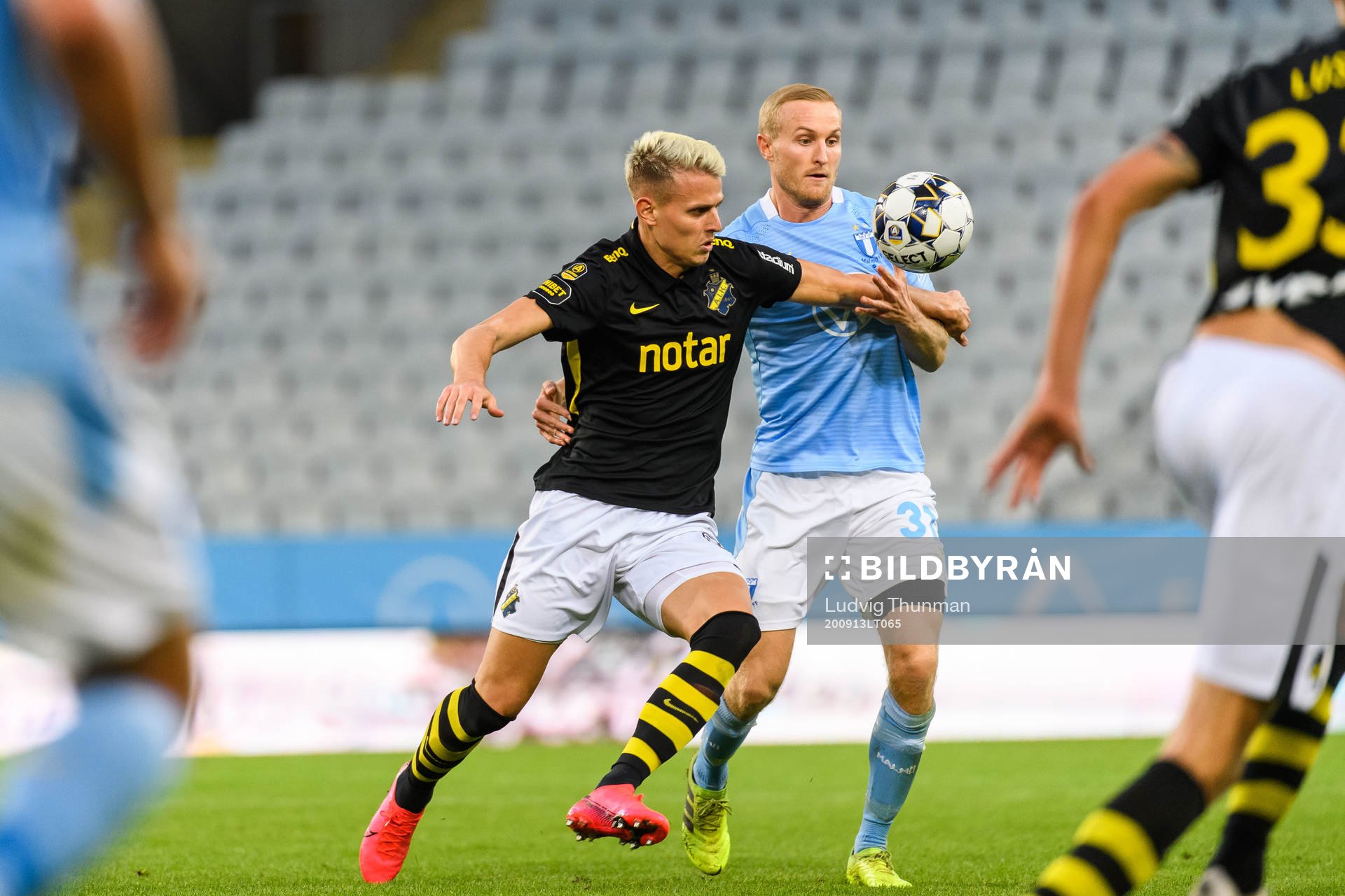 s Bojan Radulovic och Malmö FFs Franz Brorsson