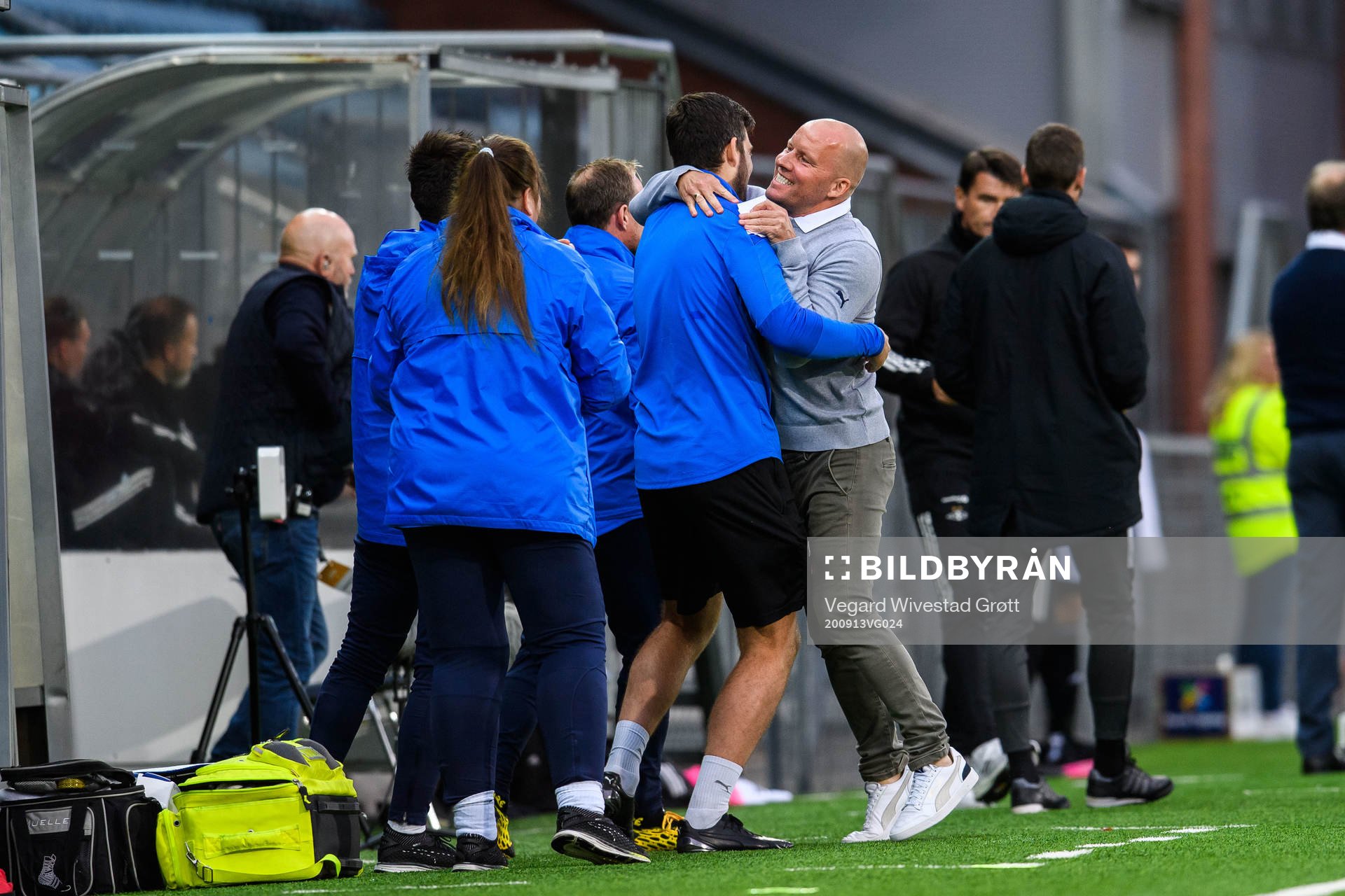 Henrik Pedersen, head coach of Strømsgodset, celebrates