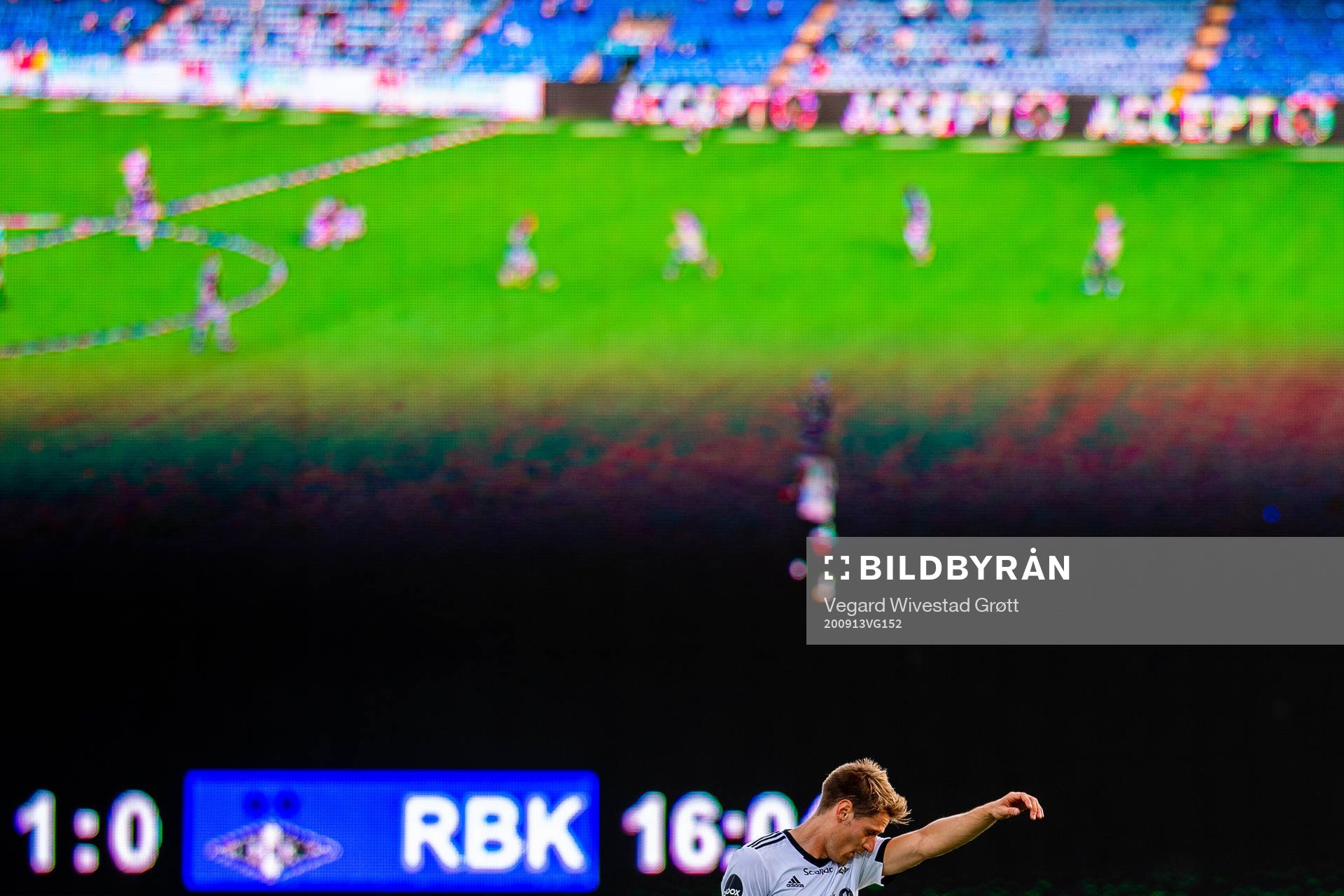 Kristoffer Zachariassen of Rosenborg looks dejected