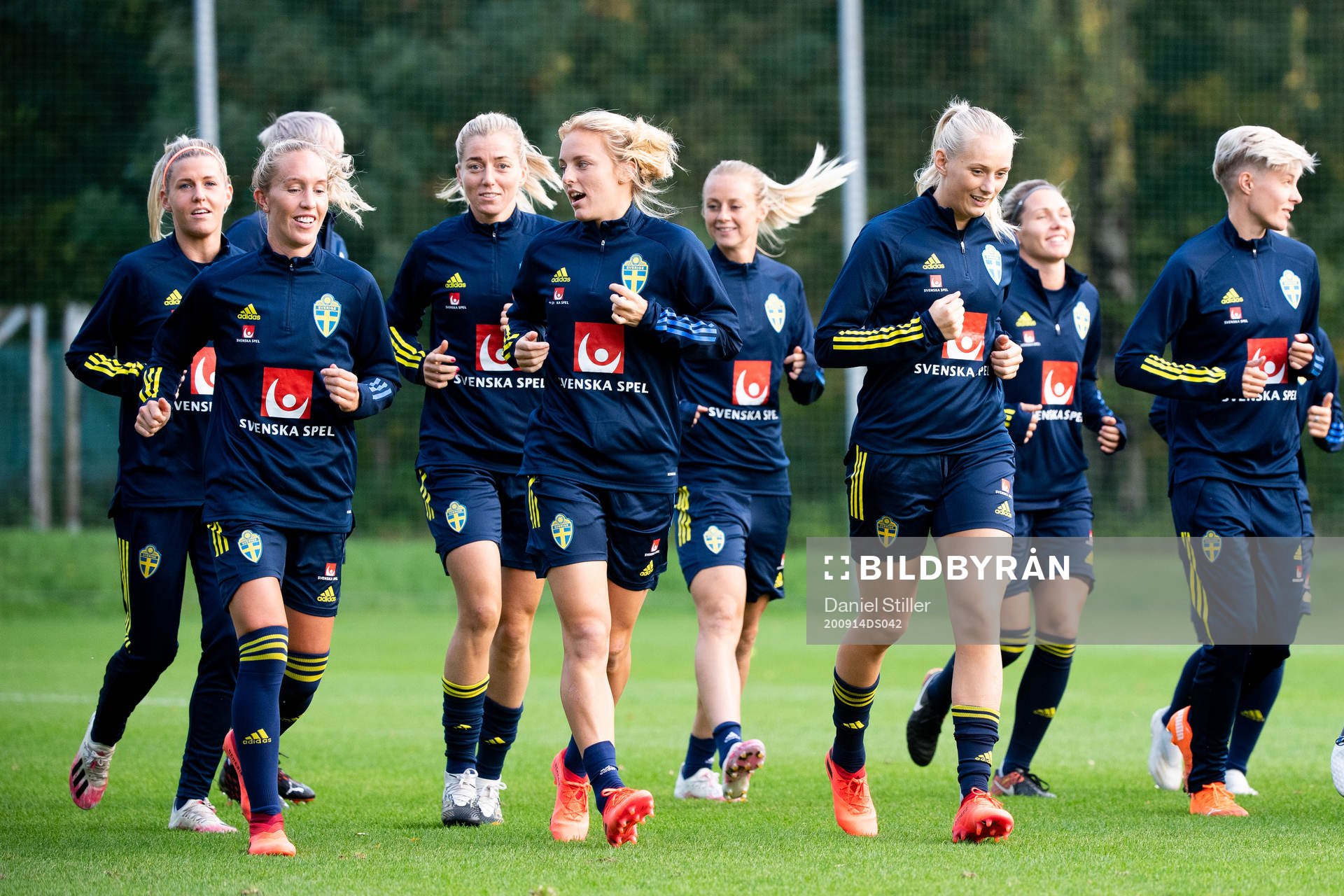 Julia Roddar, Mimmi Larsson, Stina Blackstenius of the