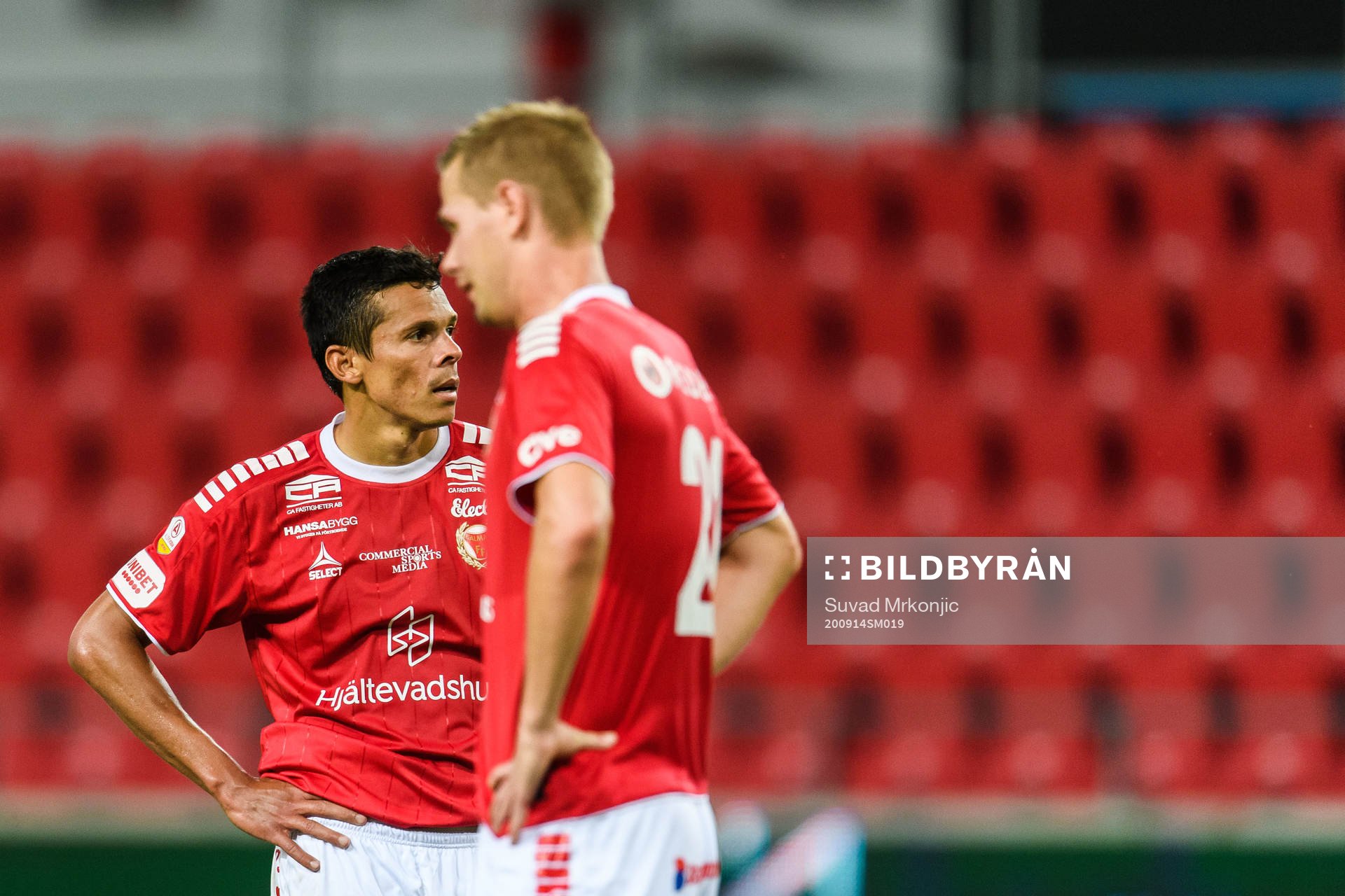Kalmars Erik Israelsson och Romário Pereira Sipião deppar
