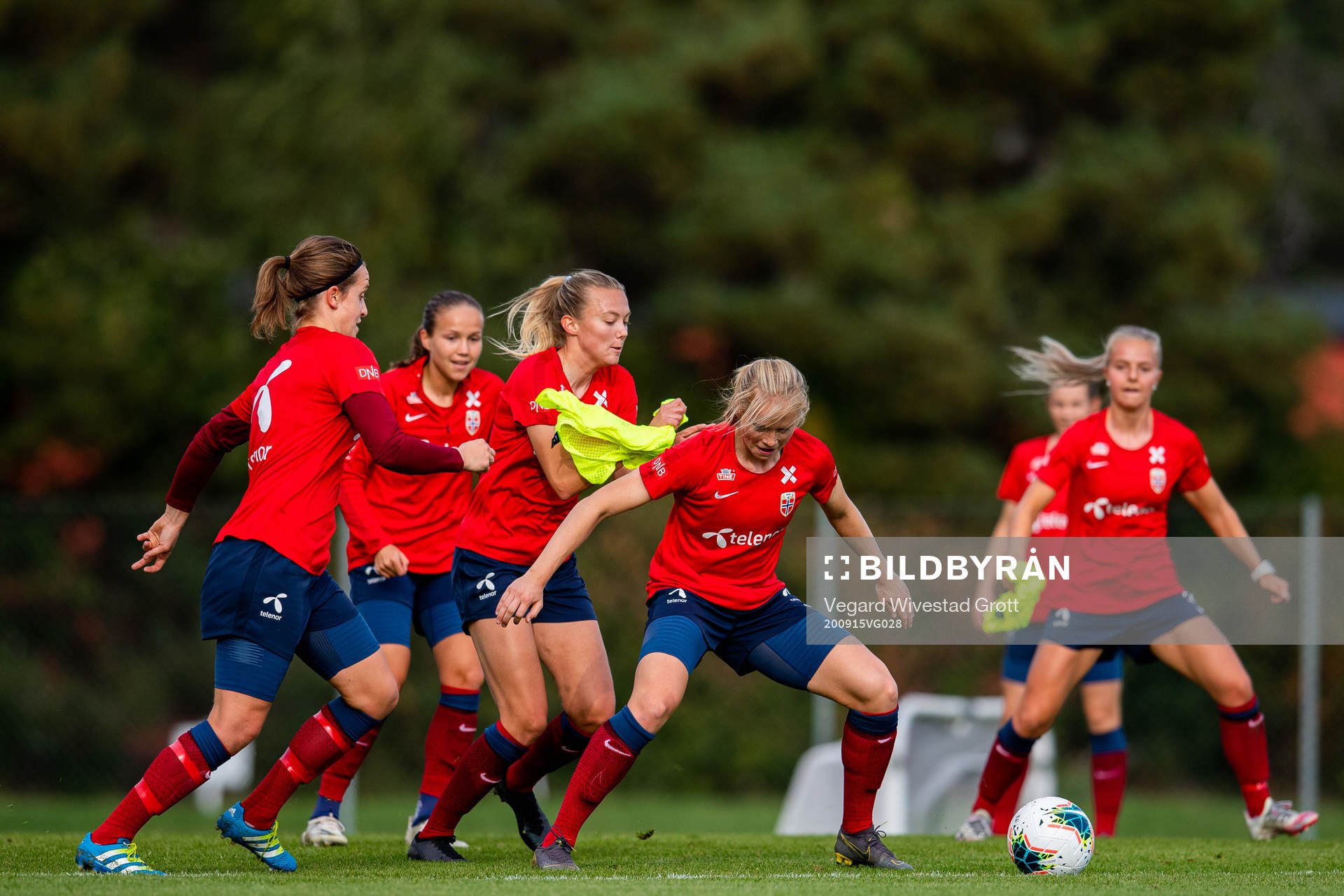 Goalkeeper Ida Norstrøm, Guro Reiten, Synne Sofie Kinden