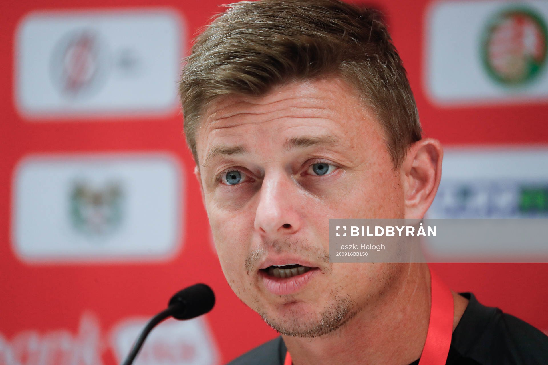 Head coach Jon Dahl Tomasson