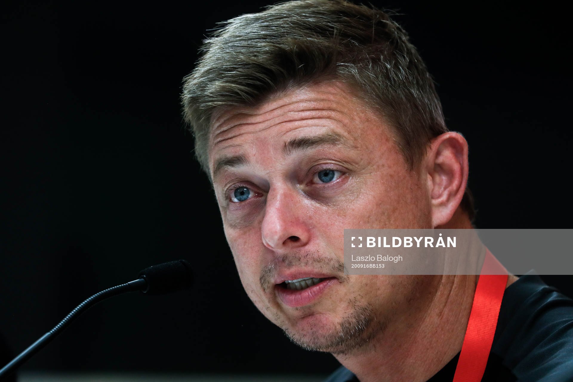 Head coach Jon Dahl Tomasson