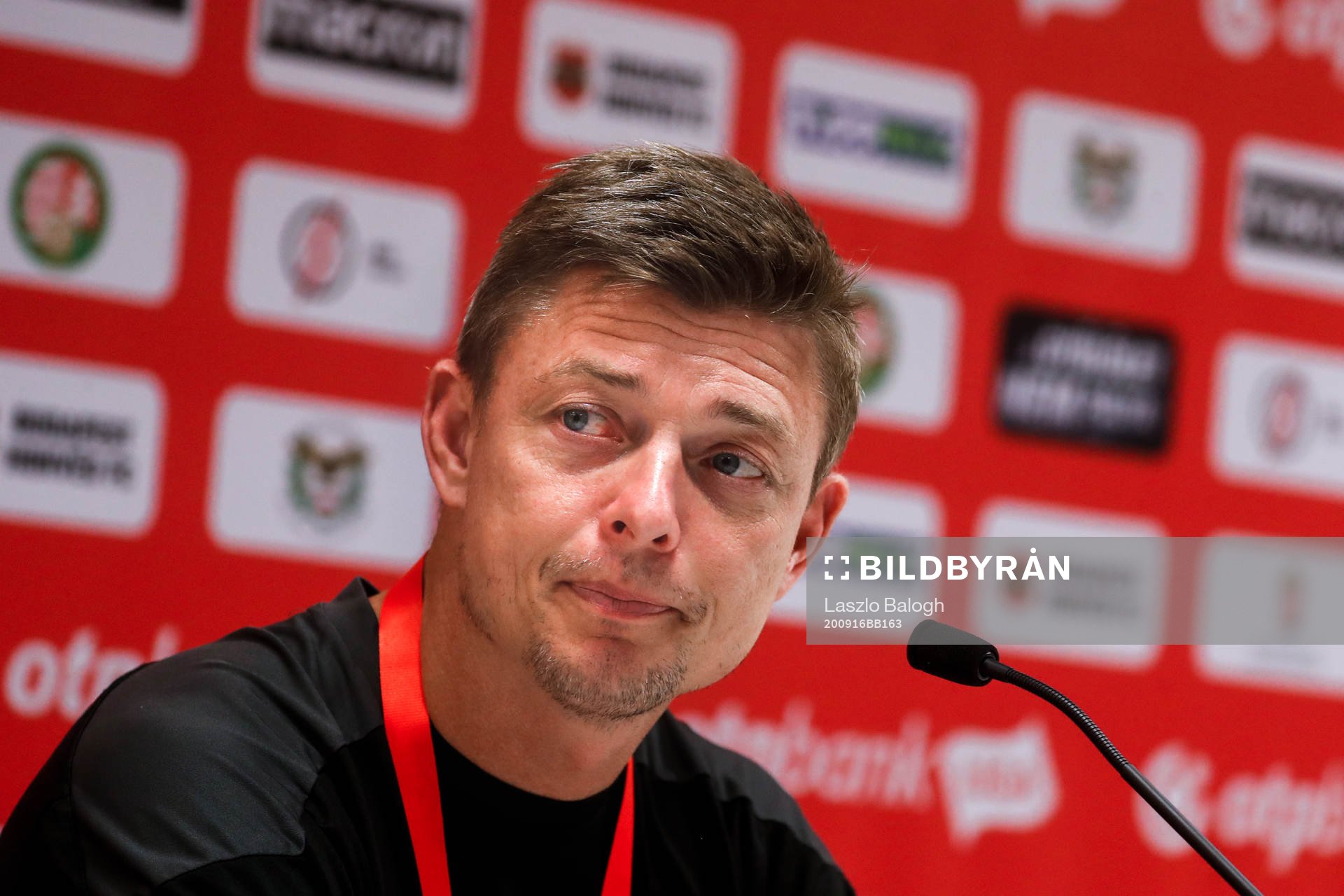 Head coach Jon Dahl Tomasson