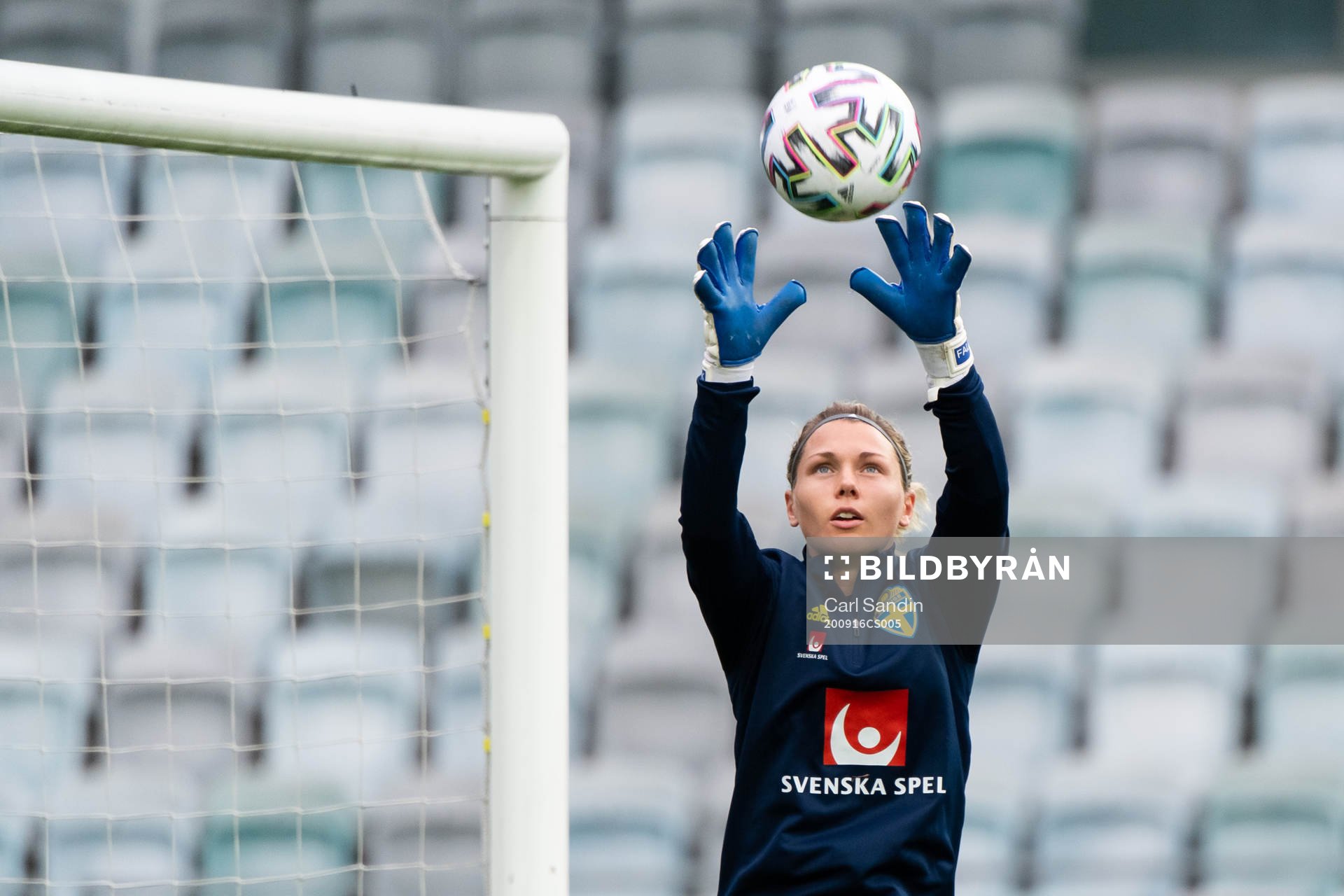 Goalkeeper Jennifer Falk