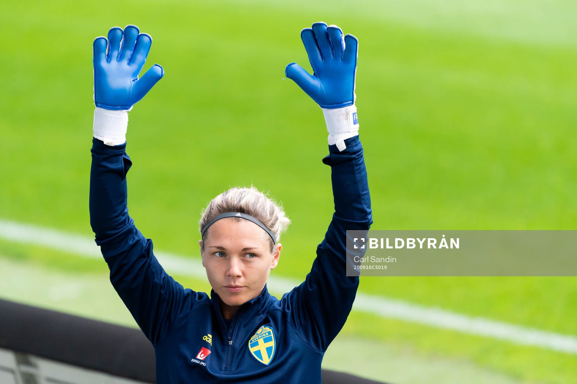 Goalkeeper Jennifer Falk