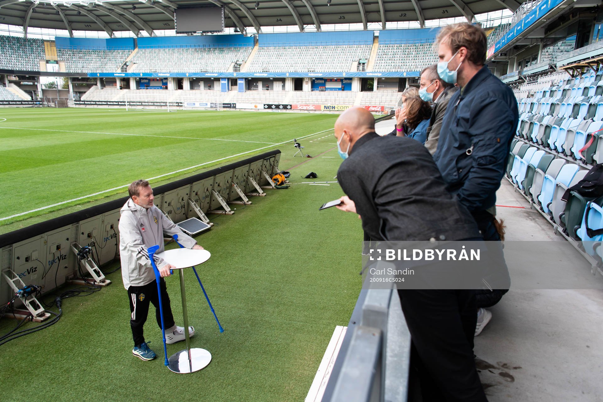 Head coach Peter Gerhardsson is being interviewed