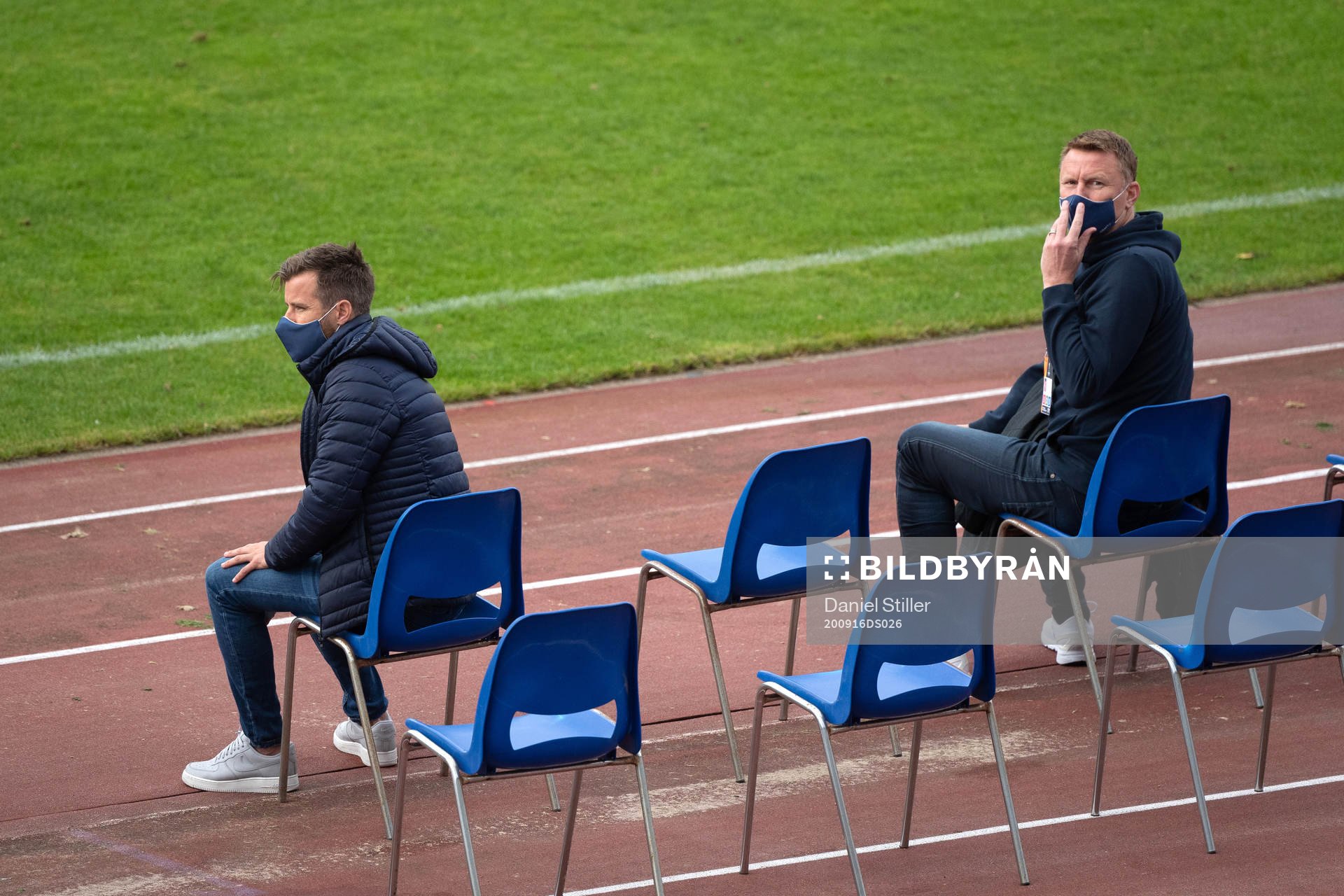Sportchef Pontus Farnerud och assisterande sportchef Kennet Andersson under en träning med IFK Göteborg den 16 september 2020 i Göteborg.