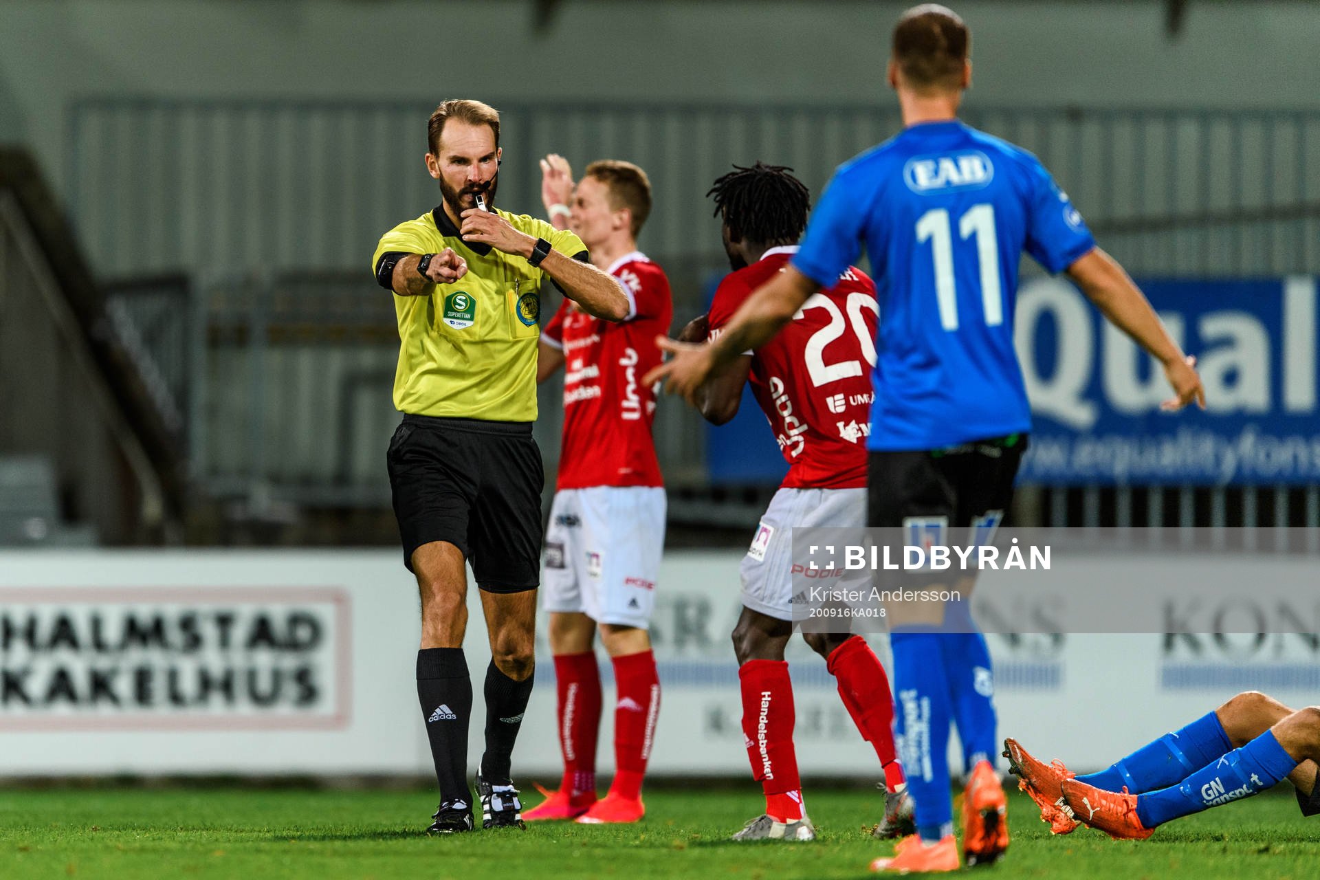 Halmstads tilldelas straffspark av Domare Andreas