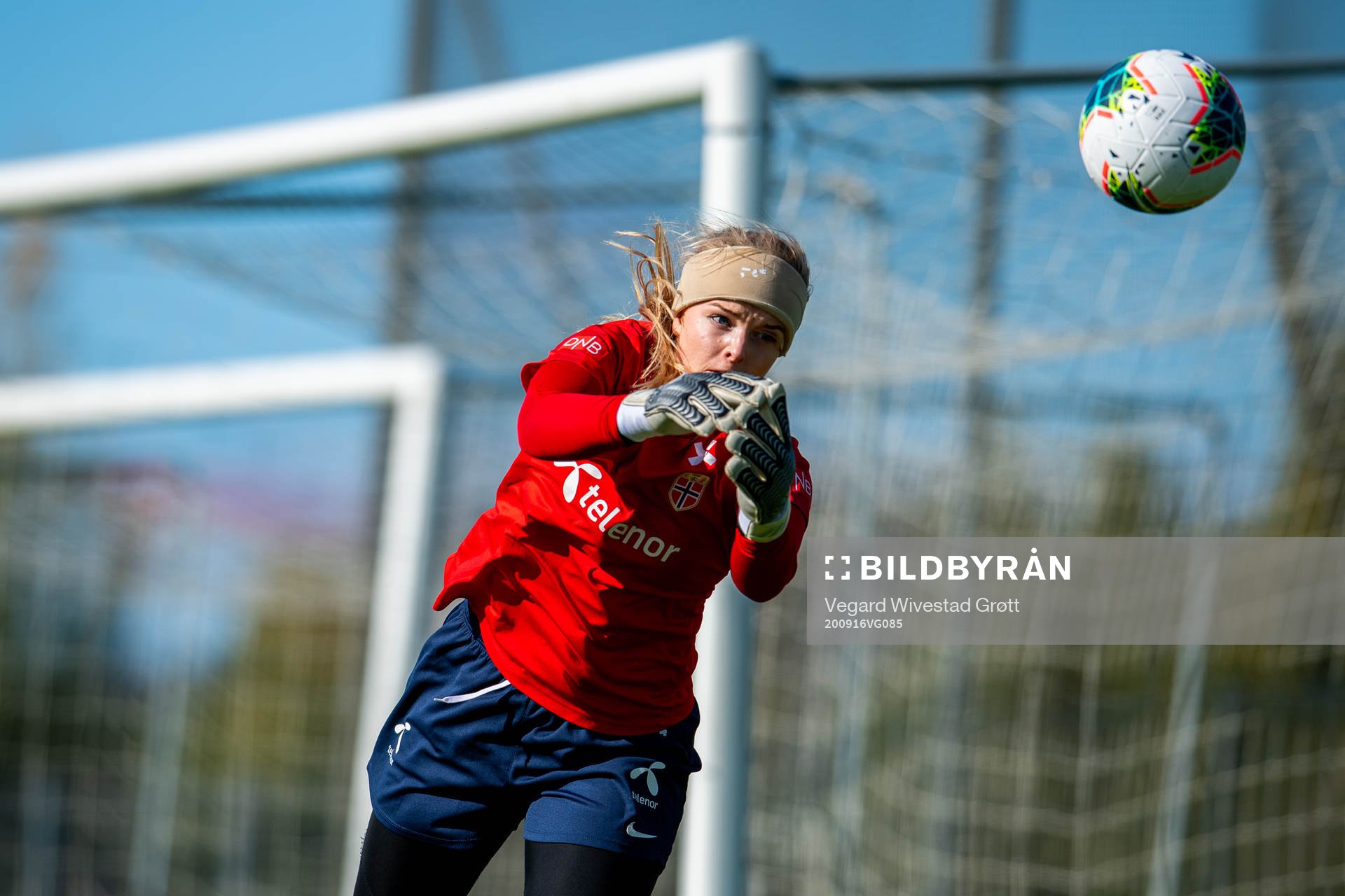 Goalkeeper Guro Pettersen of the Norwegian women’s