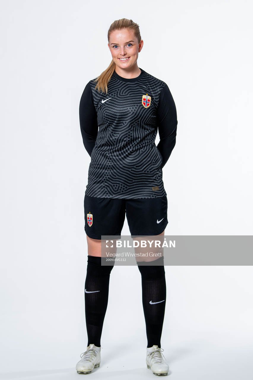 Goalkeeper Guro Pettersen of the Norwegian women’s