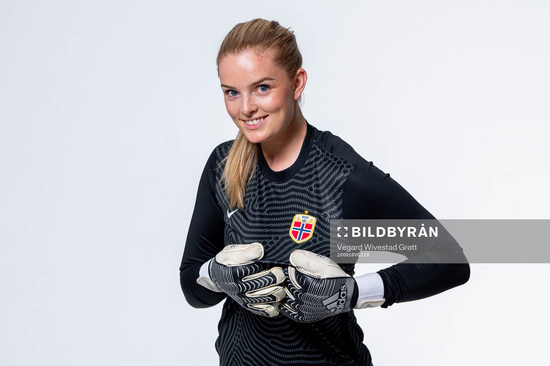Goalkeeper Guro Pettersen of the Norwegian women’s