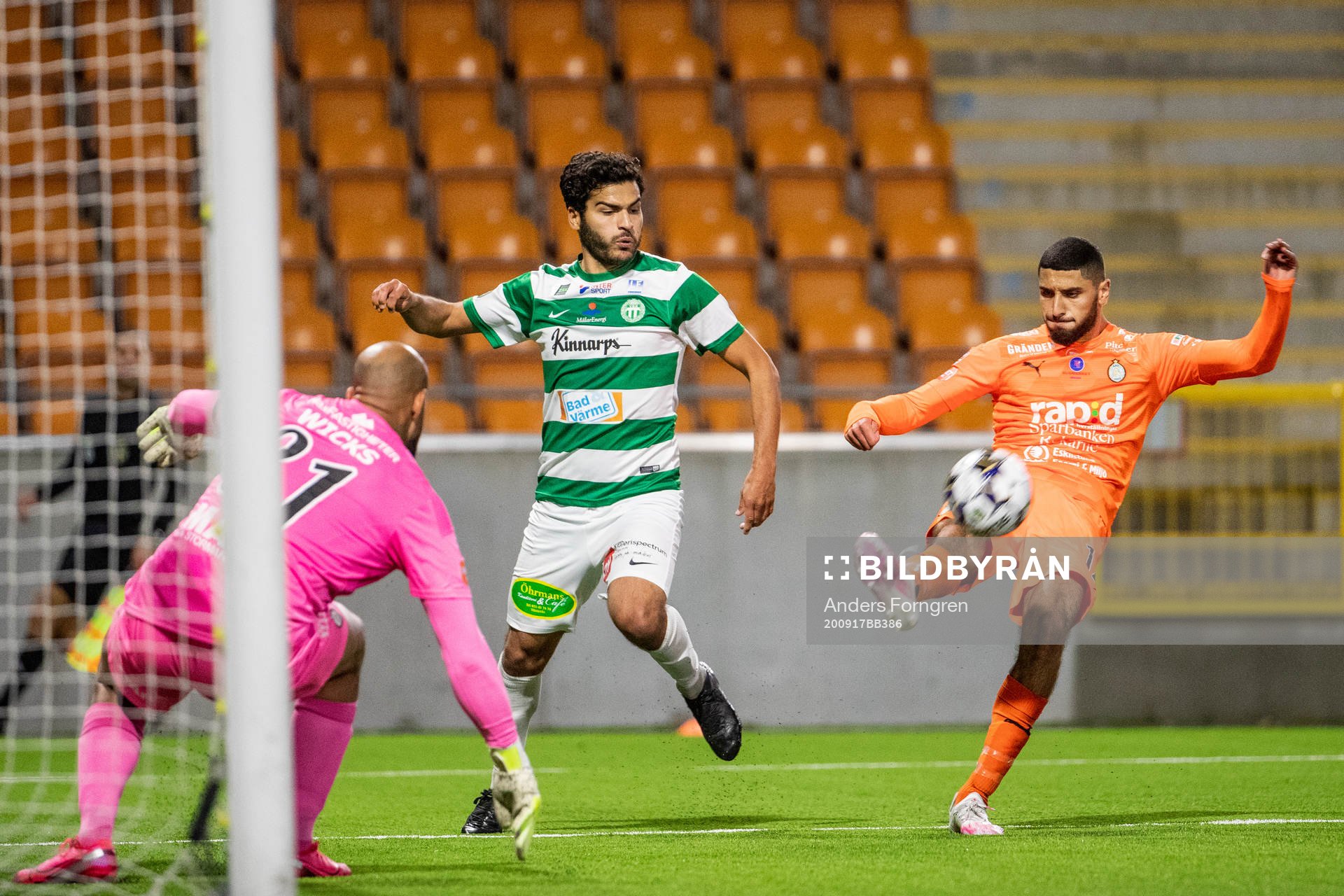 Västerås Karwan Safari och AFC Eskilstunas Ismet Lushaku