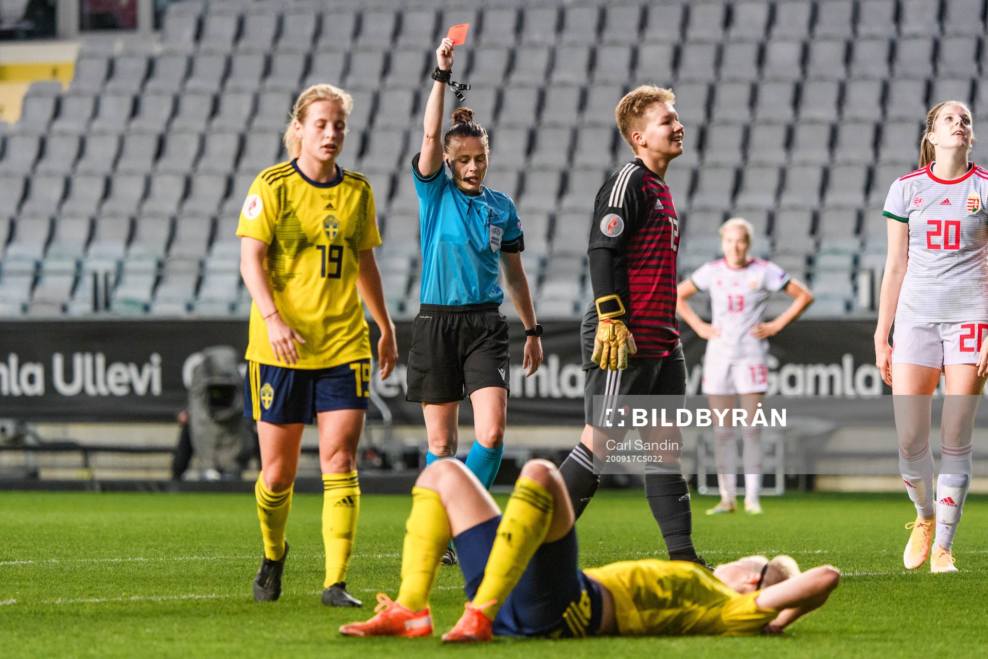 Goalkeeper Barbara Bíró of Hungary receives a red card