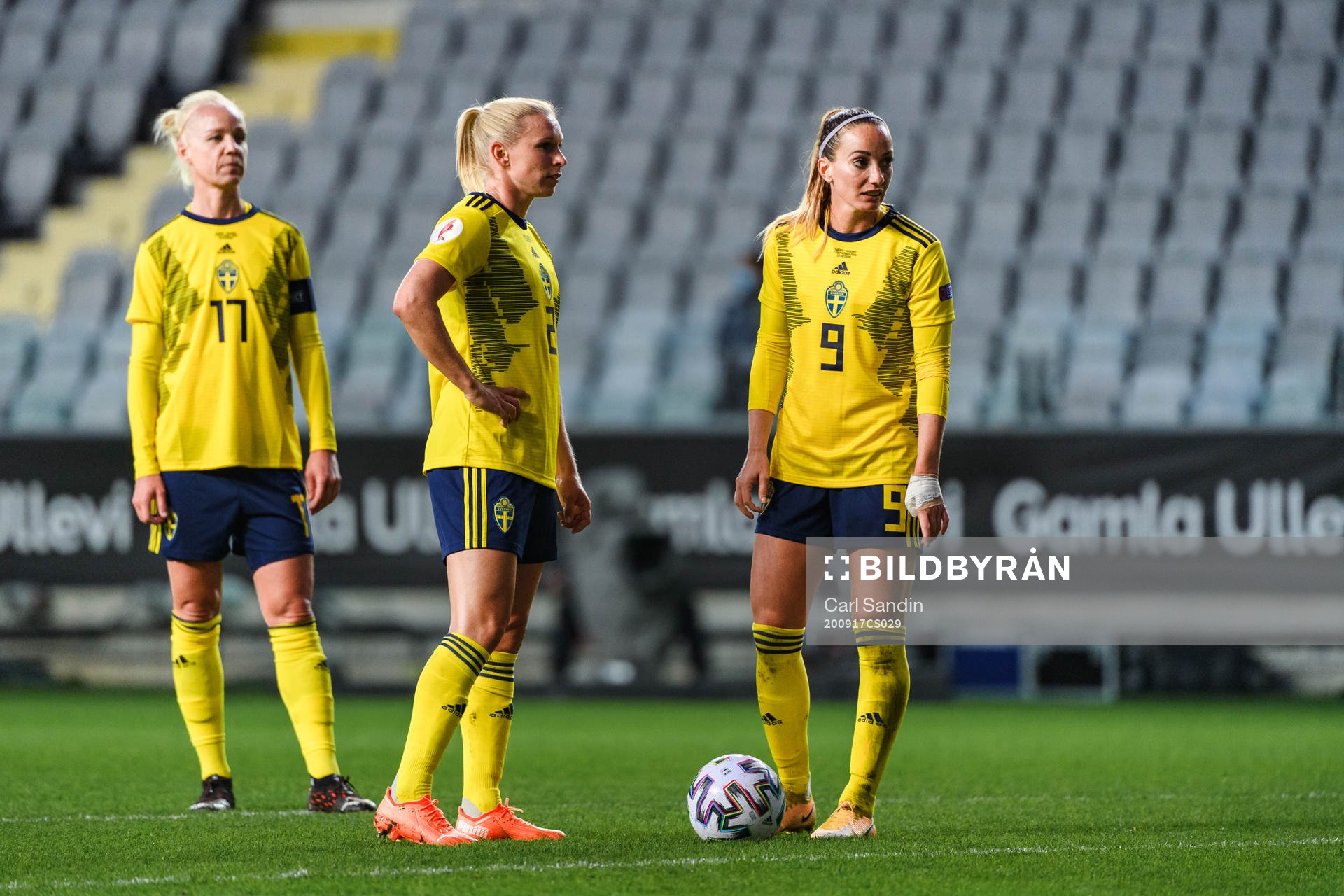 Caroline Seger, Jonna Andersson and Kosovare Asllani of