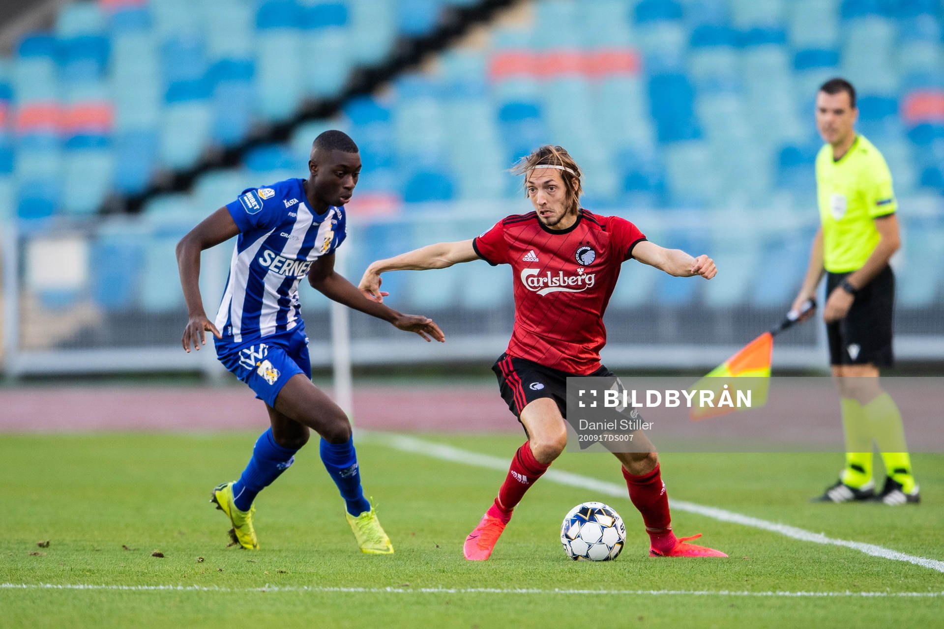 Yahya Kalley of IFK Göteborg and Rasmus Falk of FC