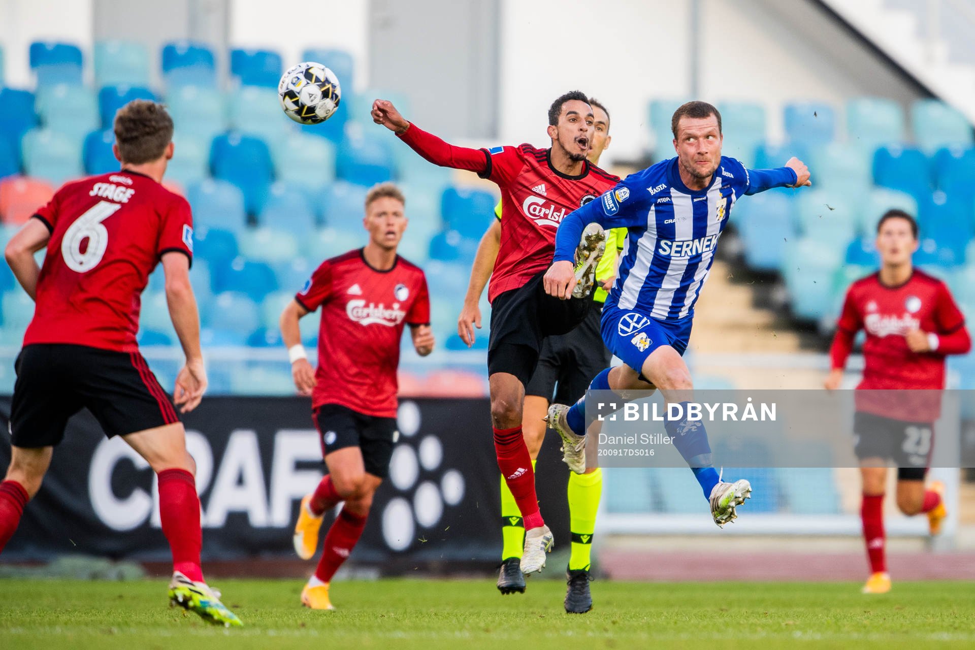 Carlos Zeca of FC Köpenhamn against Jakob Johansson of IFK Göteborg during the UEFA Europa League qualifying game between IFK Göteborg and FC Köpenhamn on September 17, 2020 in Gothenburg.