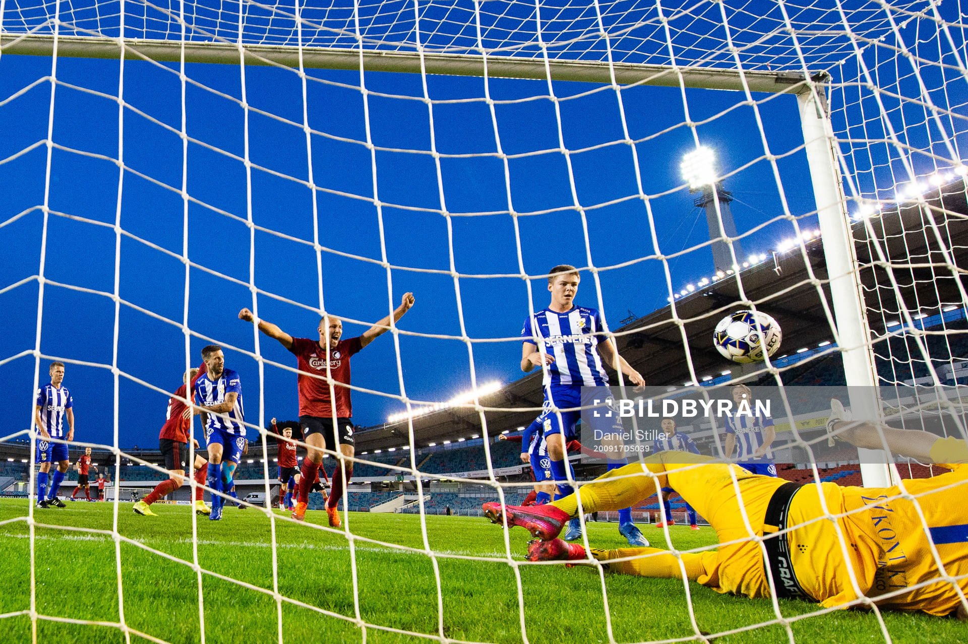 Kamil Wilczek of FC Köpenhamn celebrates and Emil Holm of