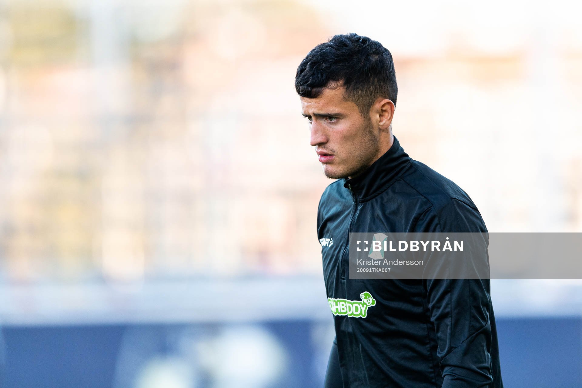 Varbergs Astrit Selmani före fotbollsmatchen i Allsvenskan