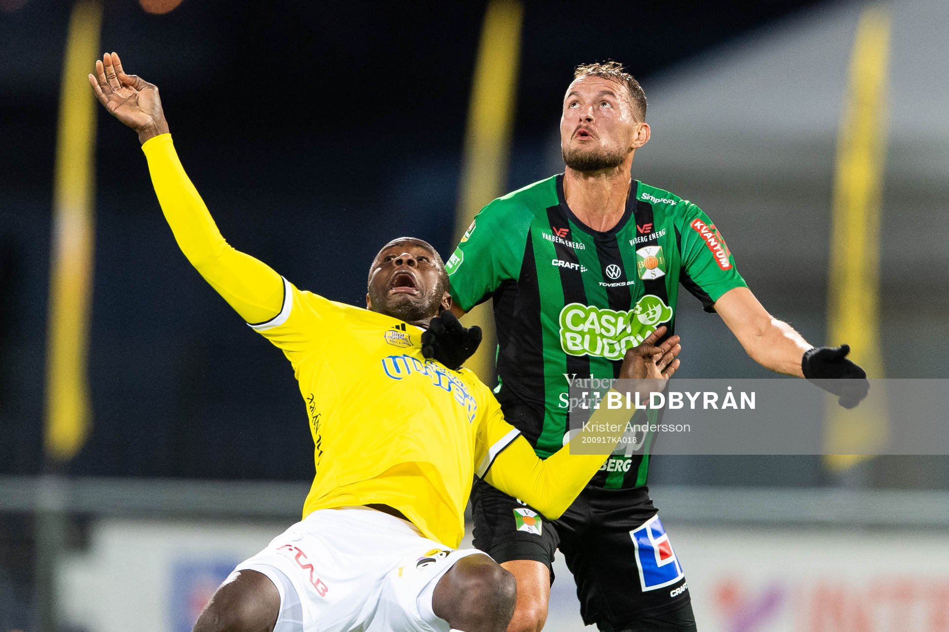 Falkenbergs Nsima Peter och Varbergs Albert Ejupi