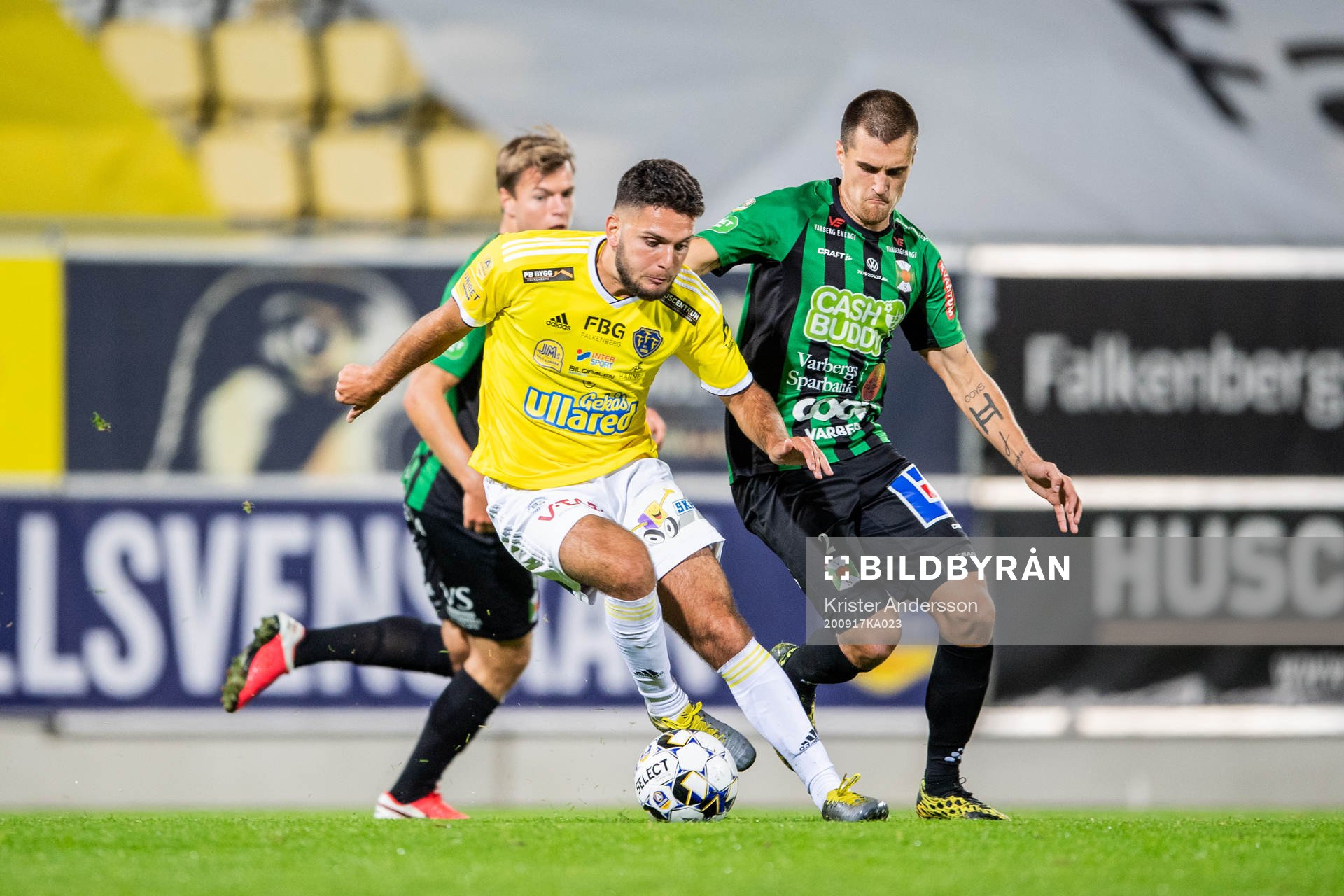 Falkenbergs Edi Sylisufaj och Varbergs Jon Birkfeldt