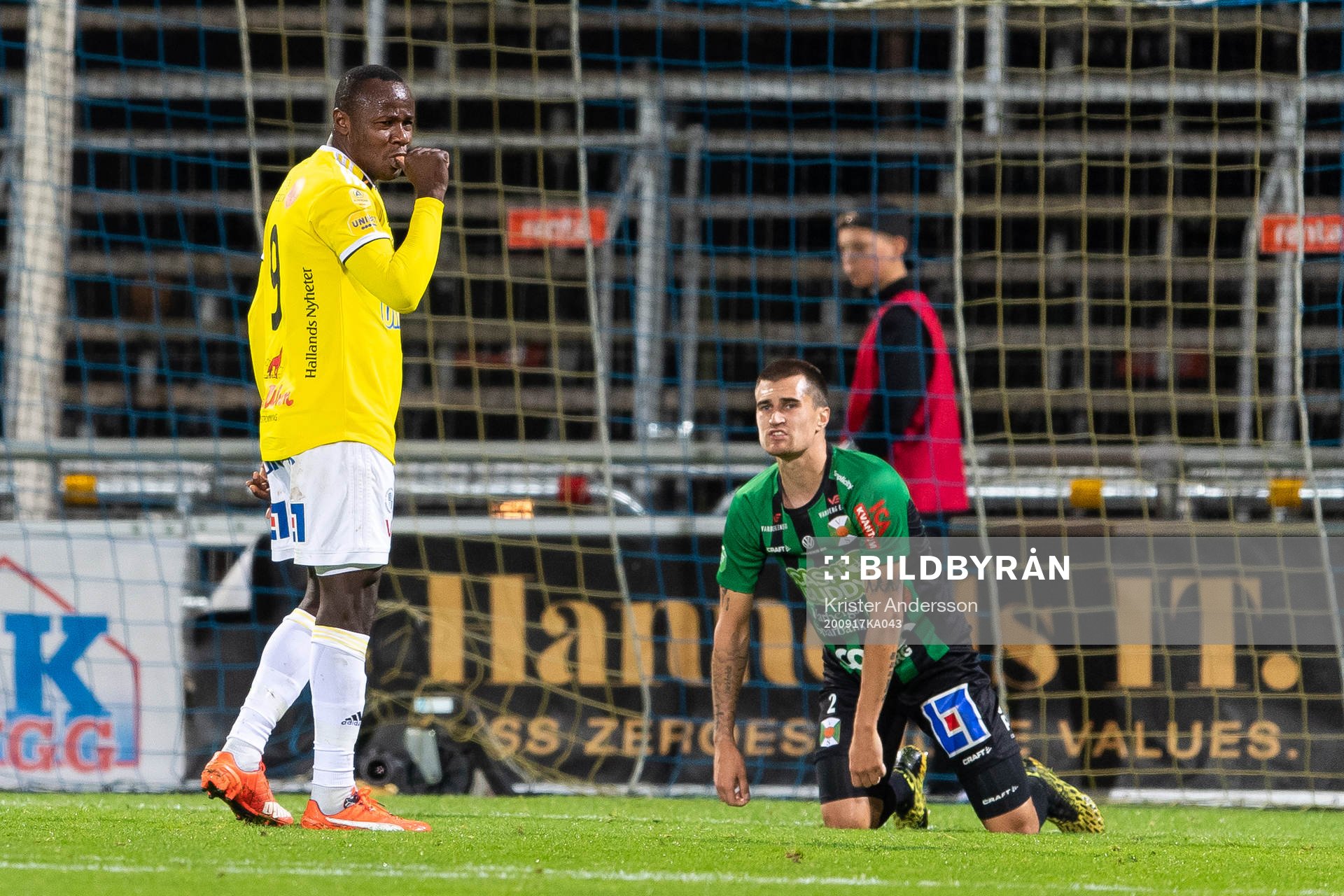 Falkenbergs Nsima Peter jublar