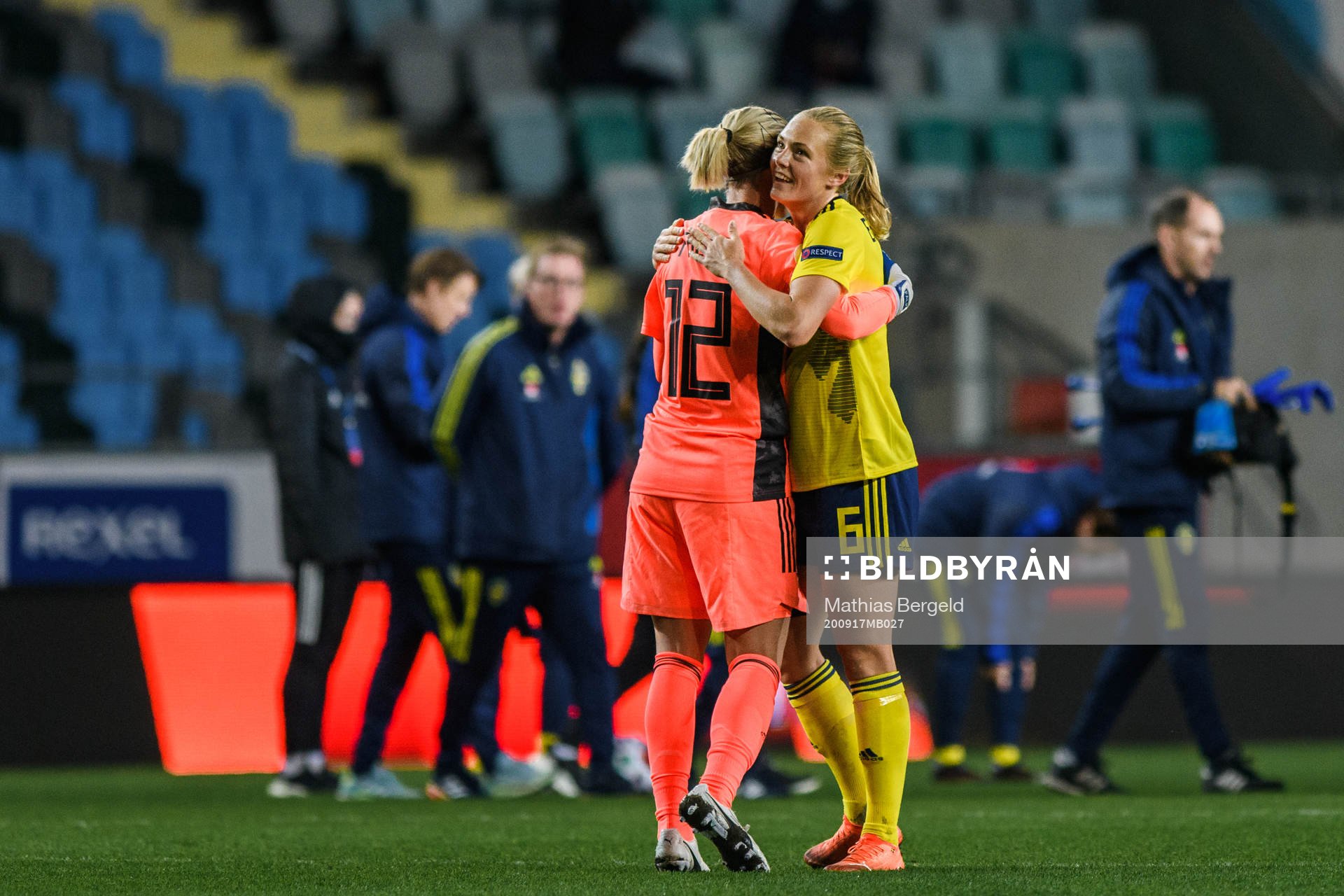 Goalkeeper Jennifer Falk and Magdalena Eriksson of Sweden celebrate after the UEFA Women's Euro Qualifier football match between Sweden and Hungary on September 17, 2020 in Göteborg.