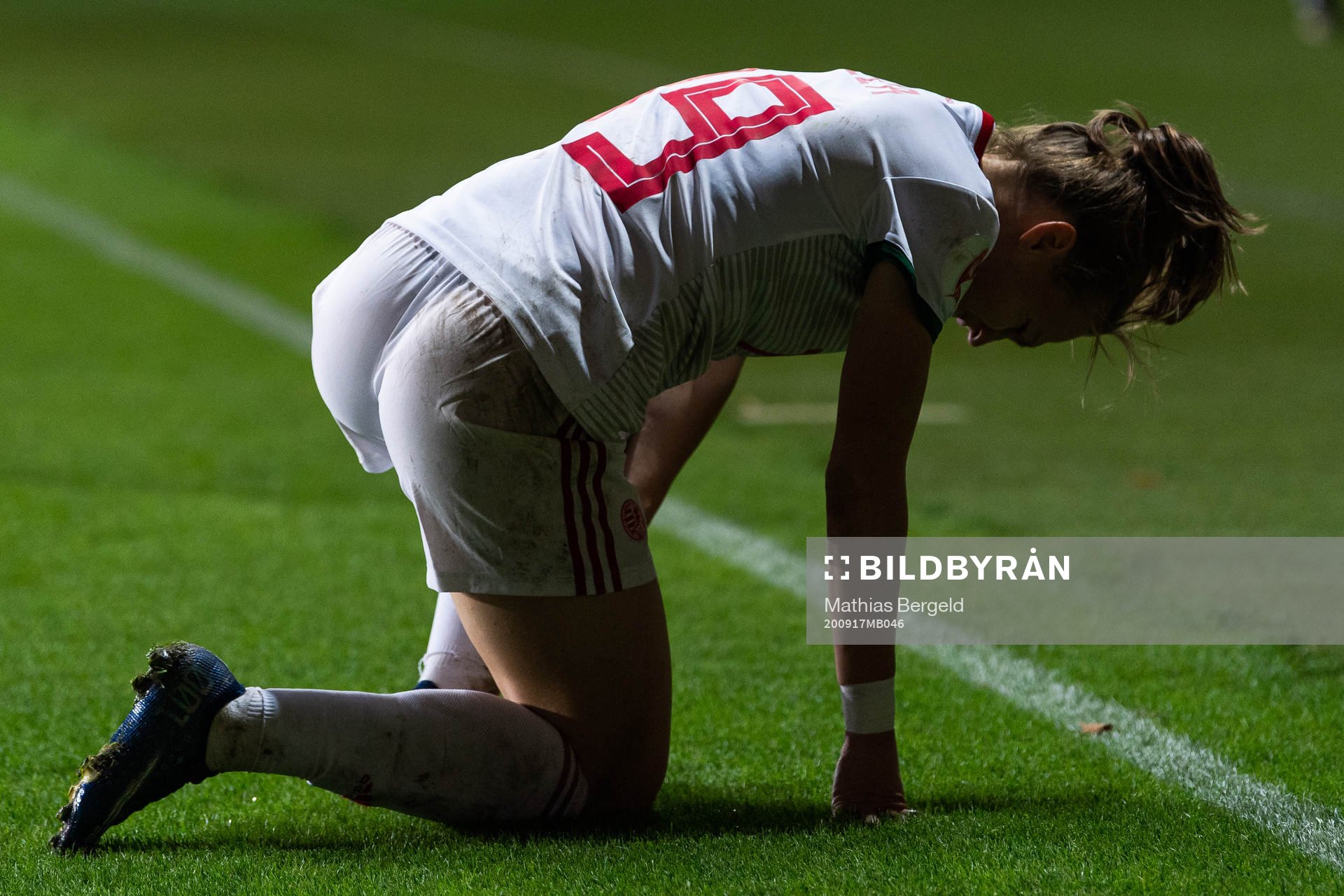 Dóra Zeller of Hungary in pain