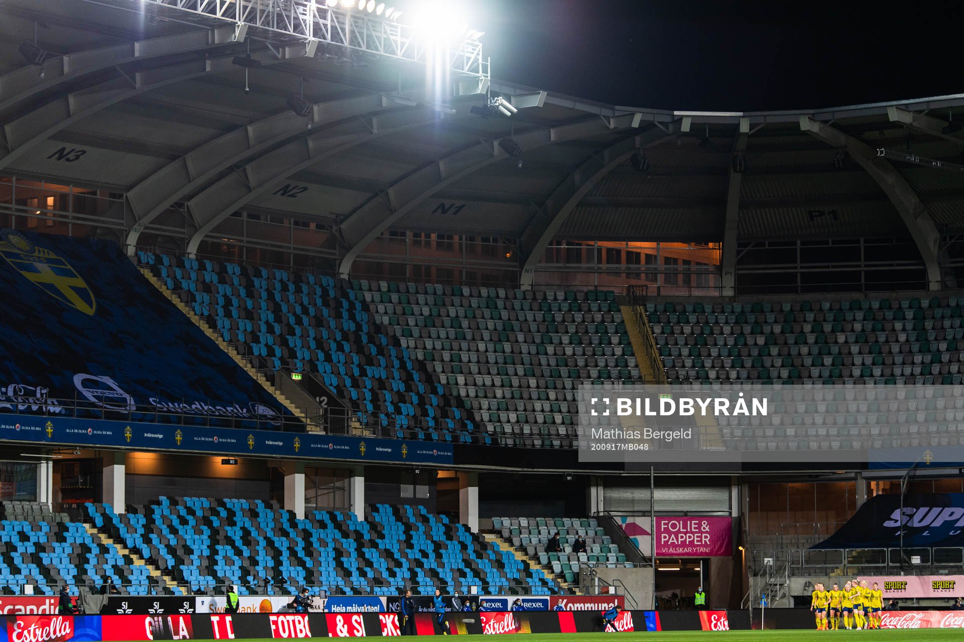 Players of Sweden celebrate