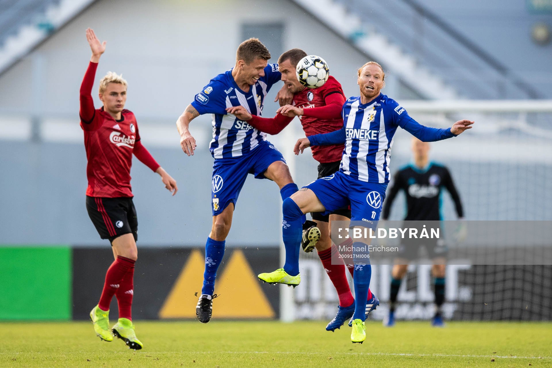 Pontus Wernbloom and Alexander Farnerud of IFK Göteborg