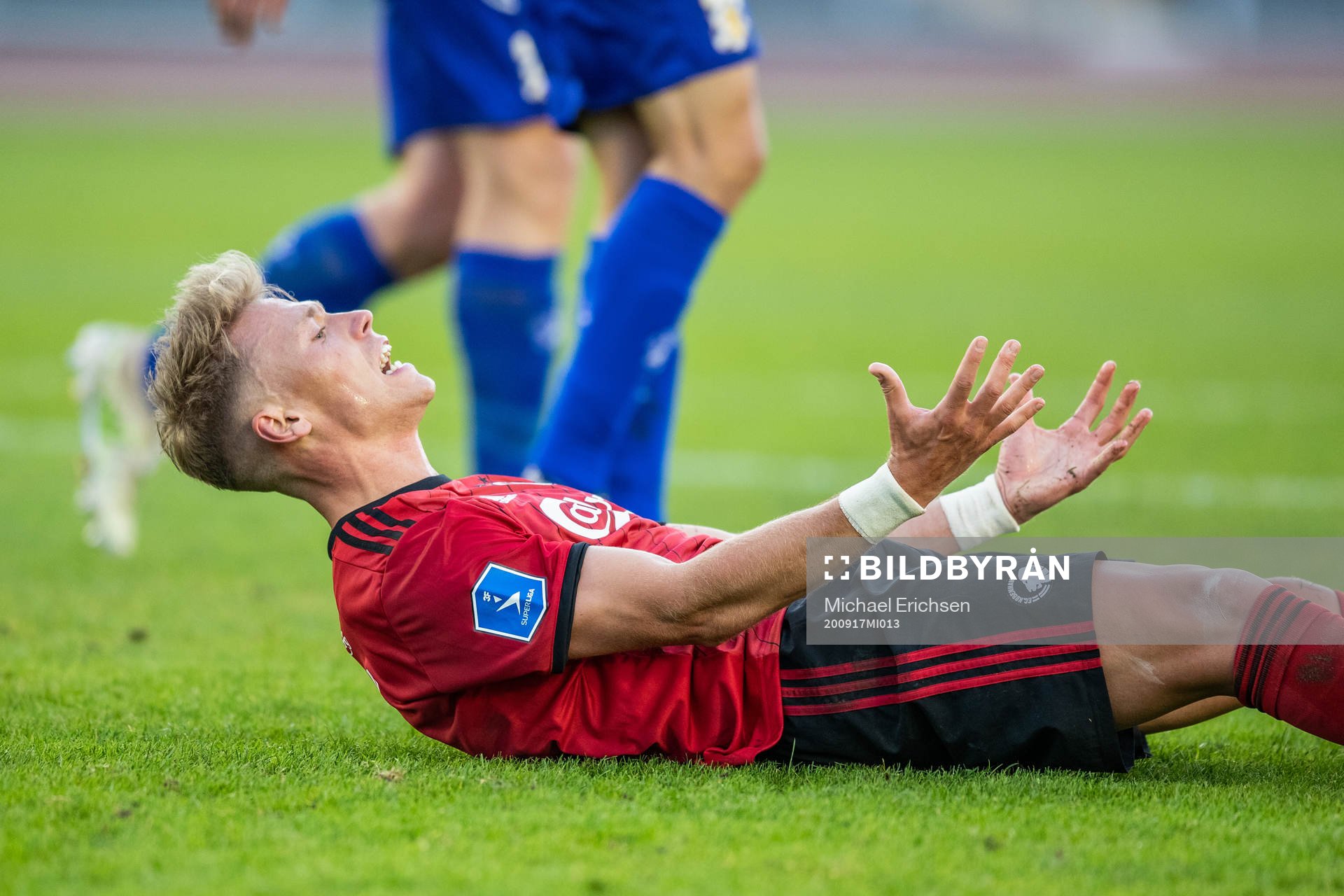 Viktor Fischer of FC Köpenhamn looks dejected