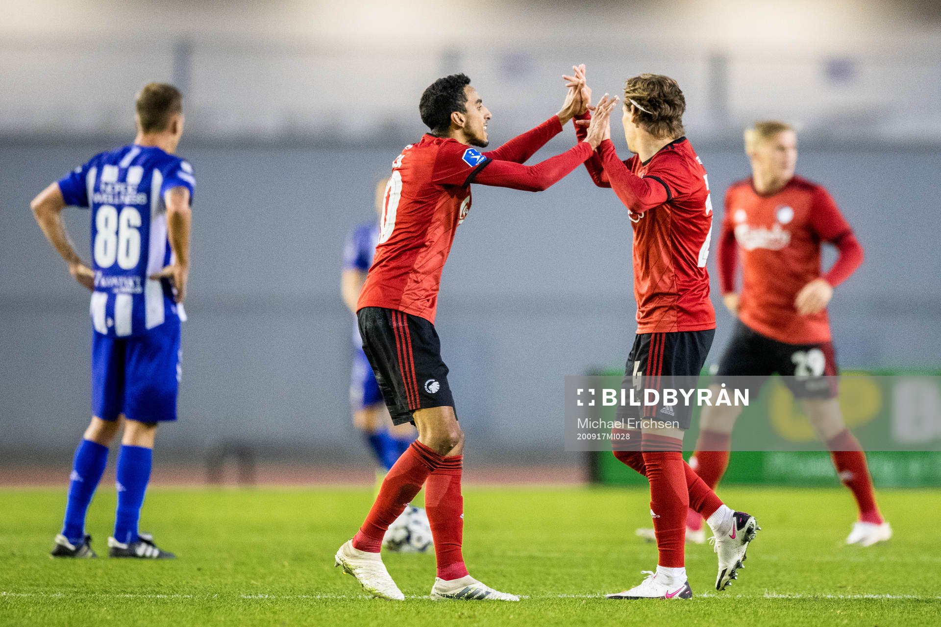 Robert Mudražija (r) and Carlos Zeca (l) of FC Köpenhamn