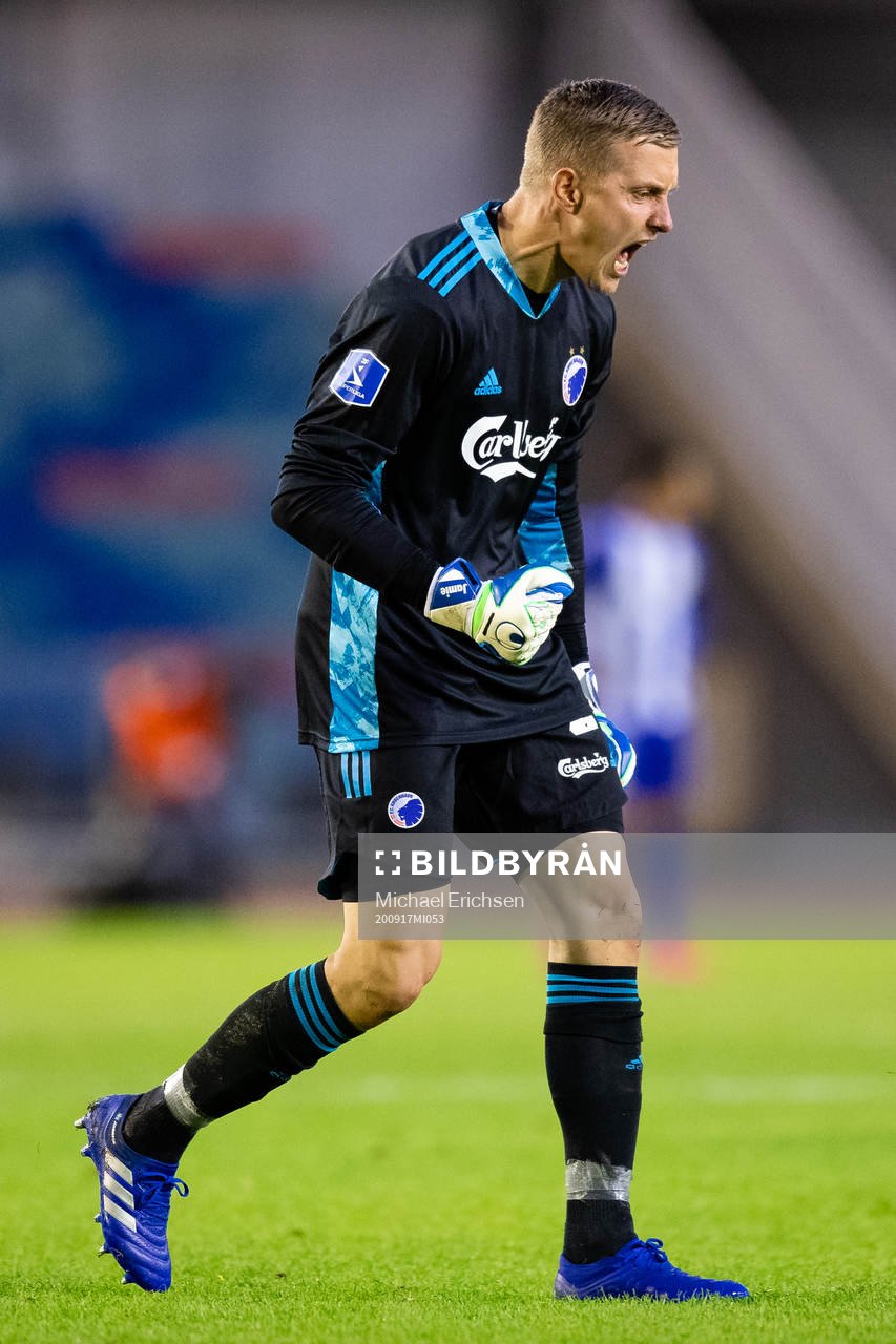 Karl-Johan Johnsson of FC Köpenhamn celebrates