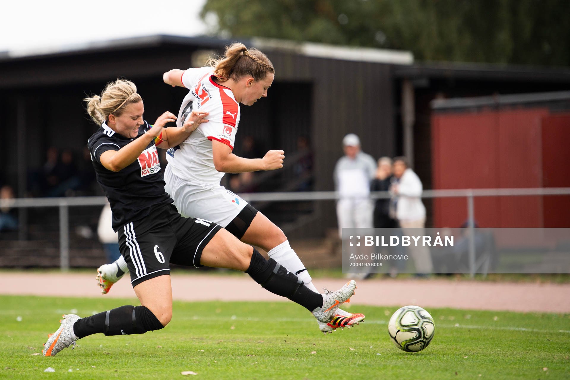 Borgebys Amanda Olsson och Brömöllas Tilda Agardius