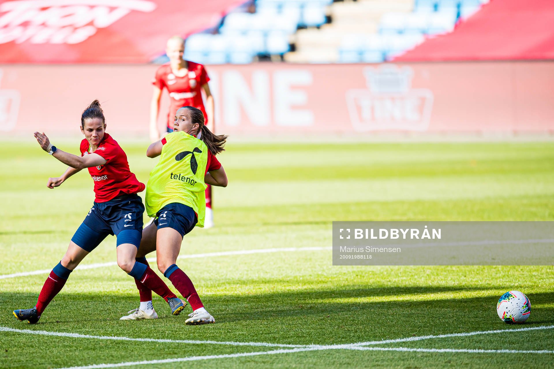 Tuva Hansen and Guro Reiten of the Norwegian women’s