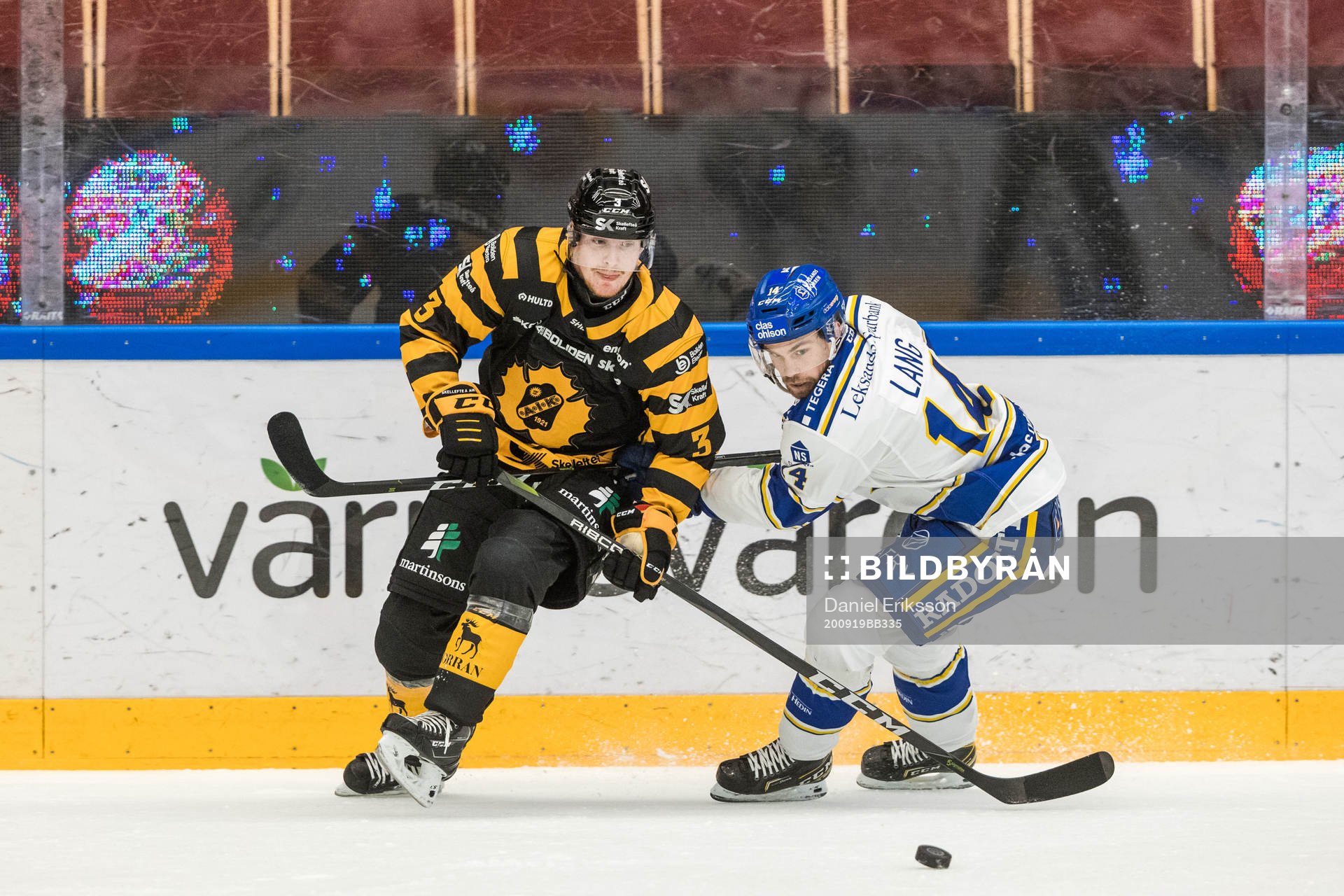 Skellefteås Niclas Burström och Leksands Oskar Lang