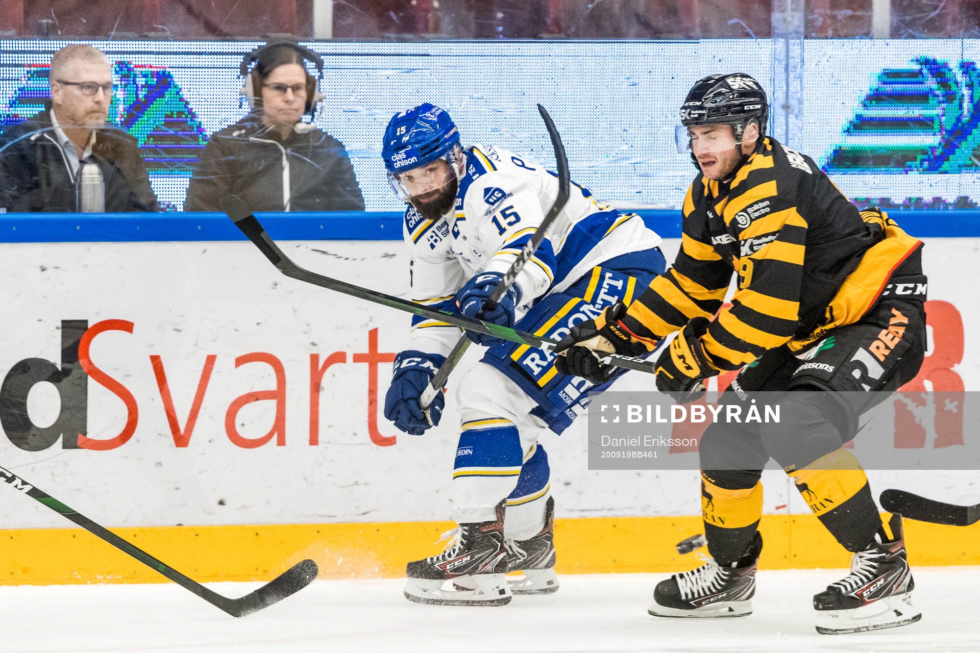 Leksands Otto Paajanen och Skellefteås Darren Nowick