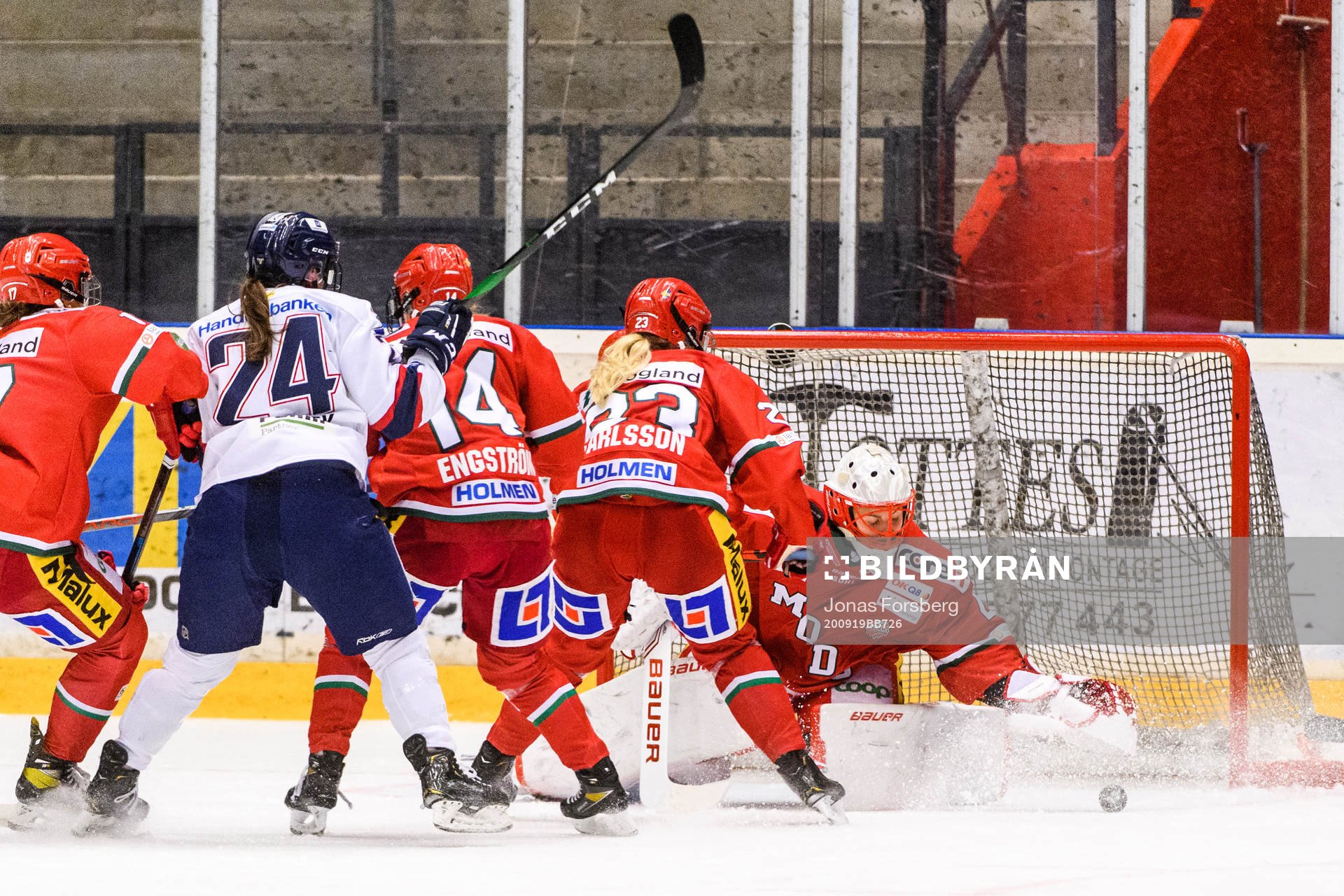 Modos målvakt Klara Peslarova