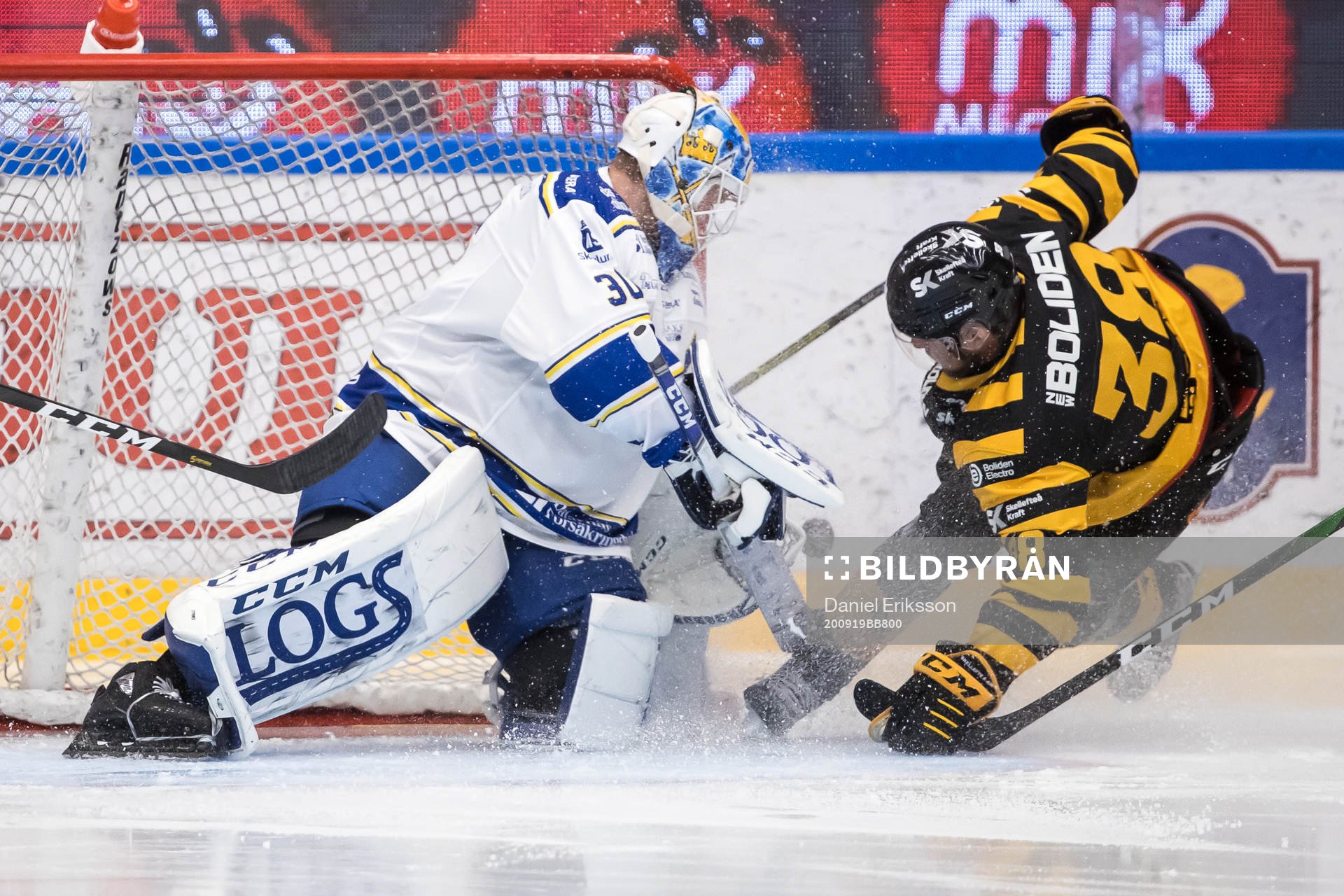 Leksands målvakt Janne Juvonen och Skellefteås Jacob