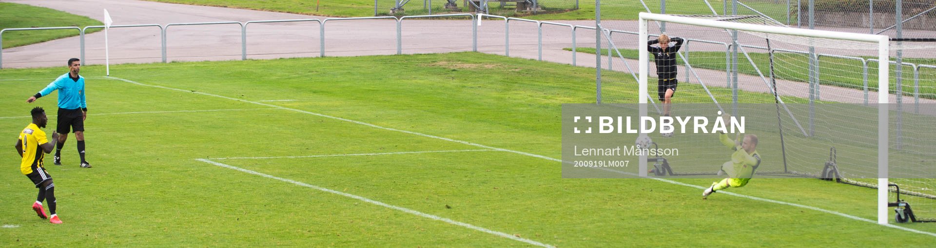 IFK Hässleholms Mike Andrew missar straff på övertid i
