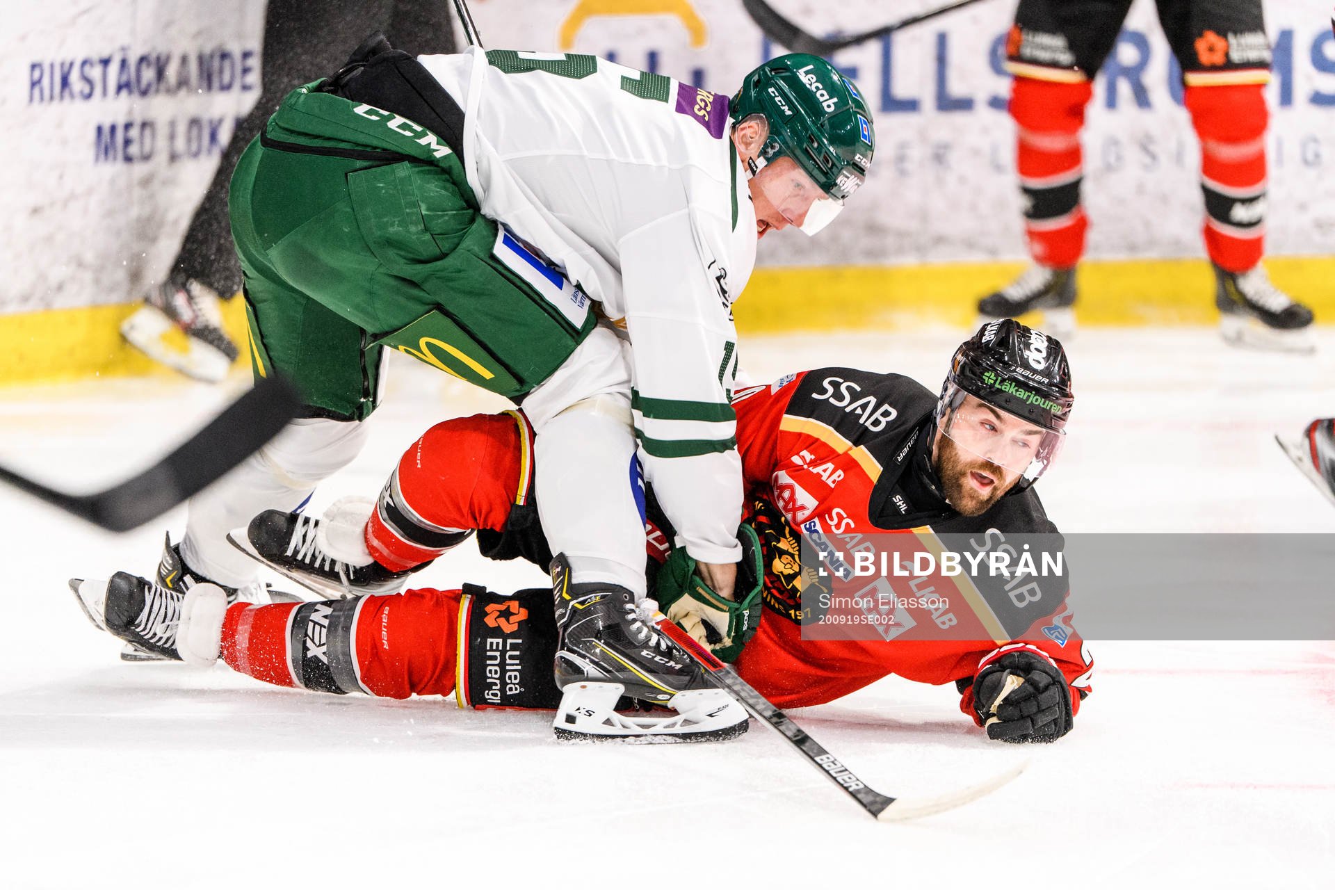 Luleås Jack Connolly och Färjestads Lucas Forsell